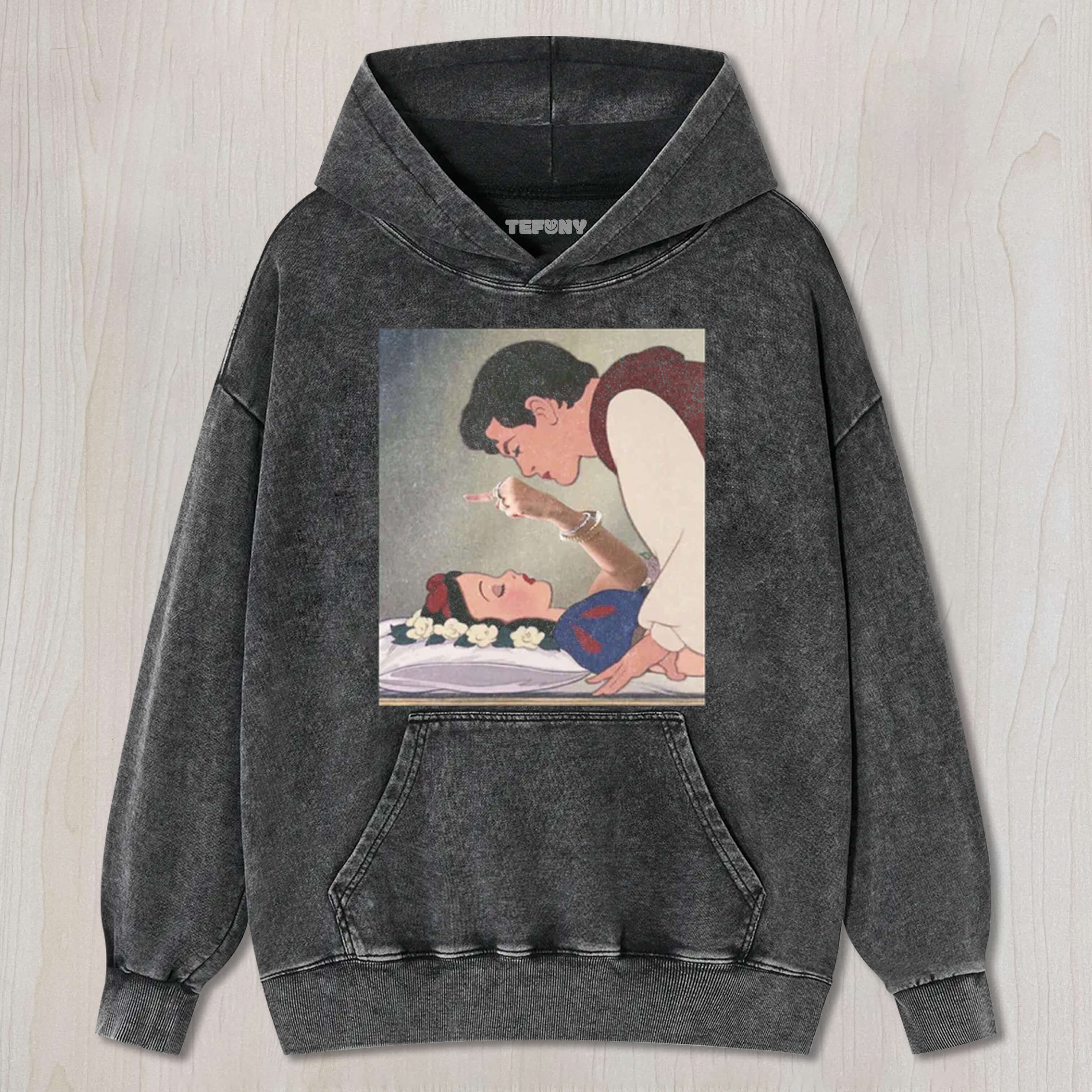 SNOW WHITE DOESN'T NEED A PRINCE SHIRT