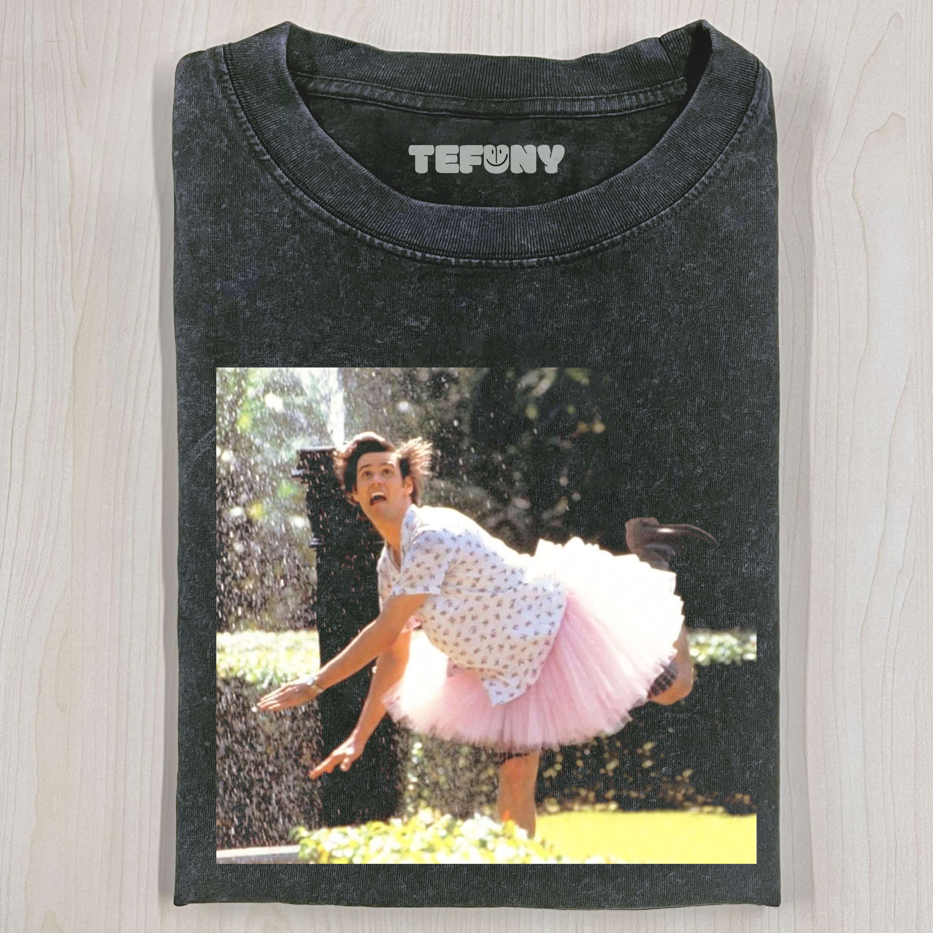 ACE VENTURA DANCES IN A SKIRT T-SHIRT