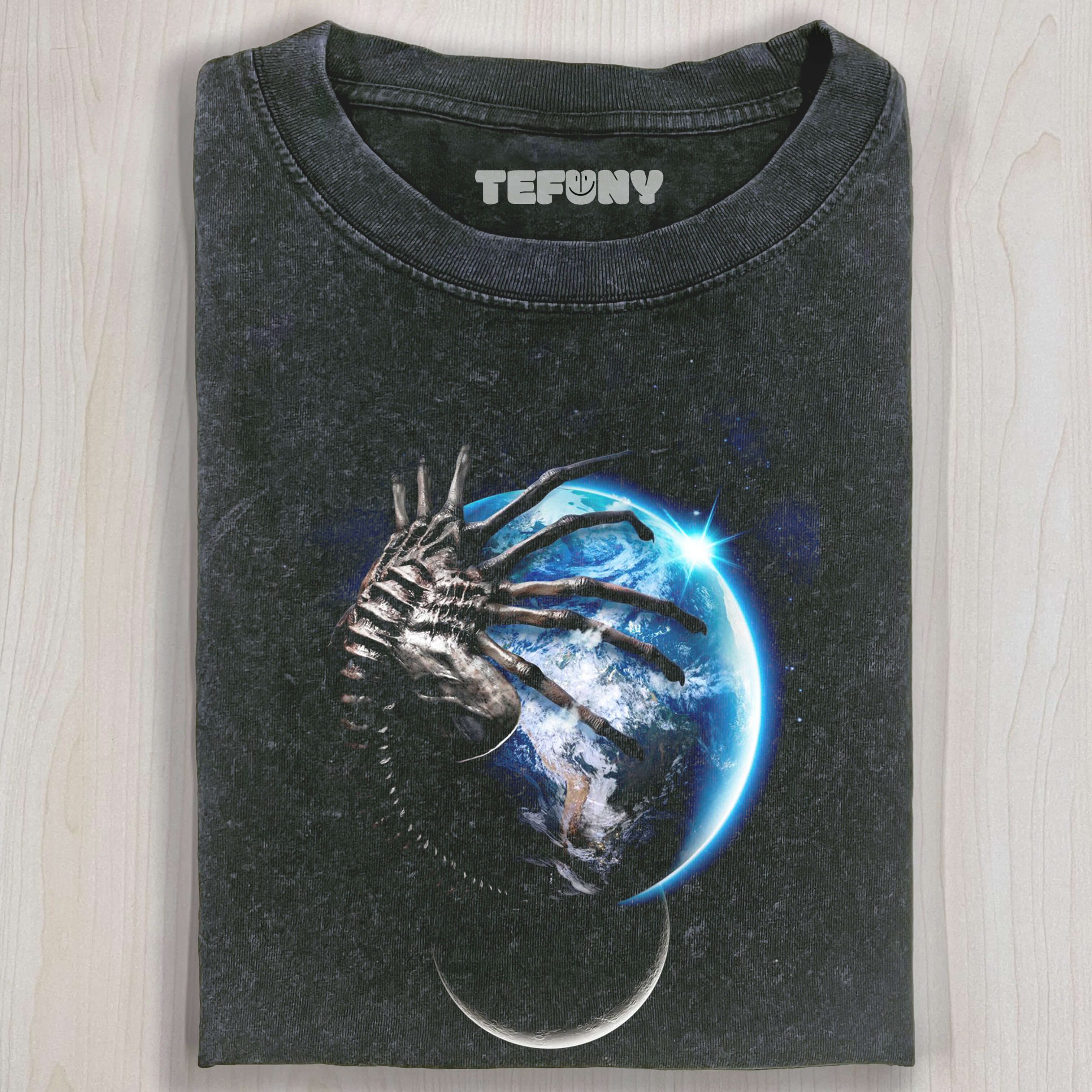 ALIEN EARTH V1 T-SHIRT