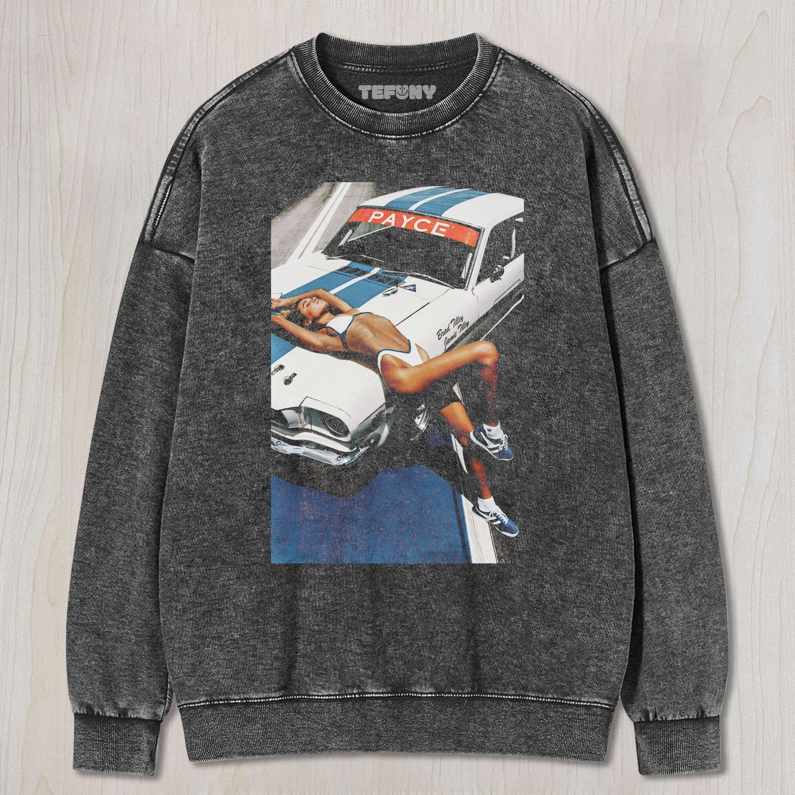 A BEAUTIFUL WOMAN WAS LYING ON THE CAR T-SHIRT