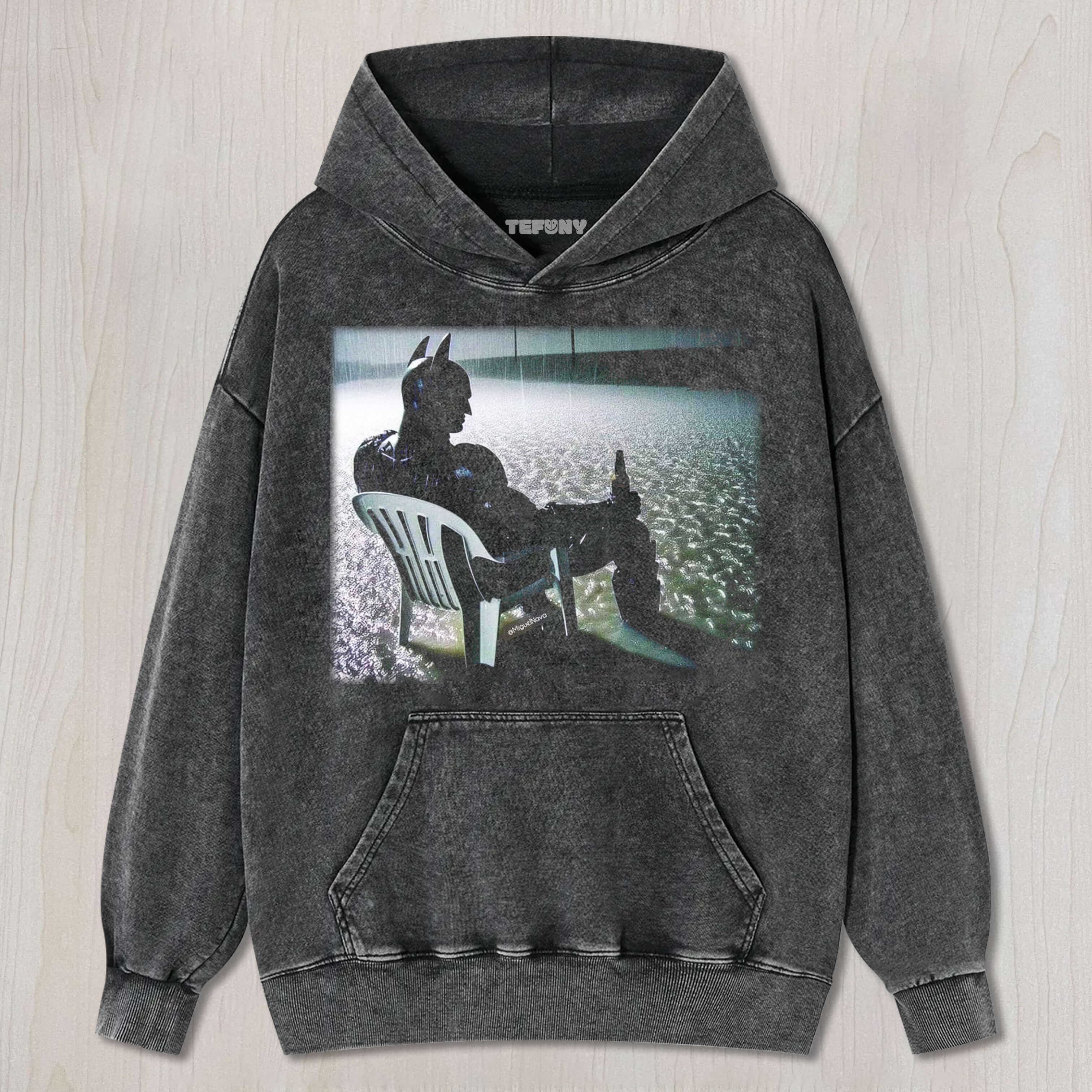 BATMAN IN THE RAIN TEE & SWEAT & HOOD