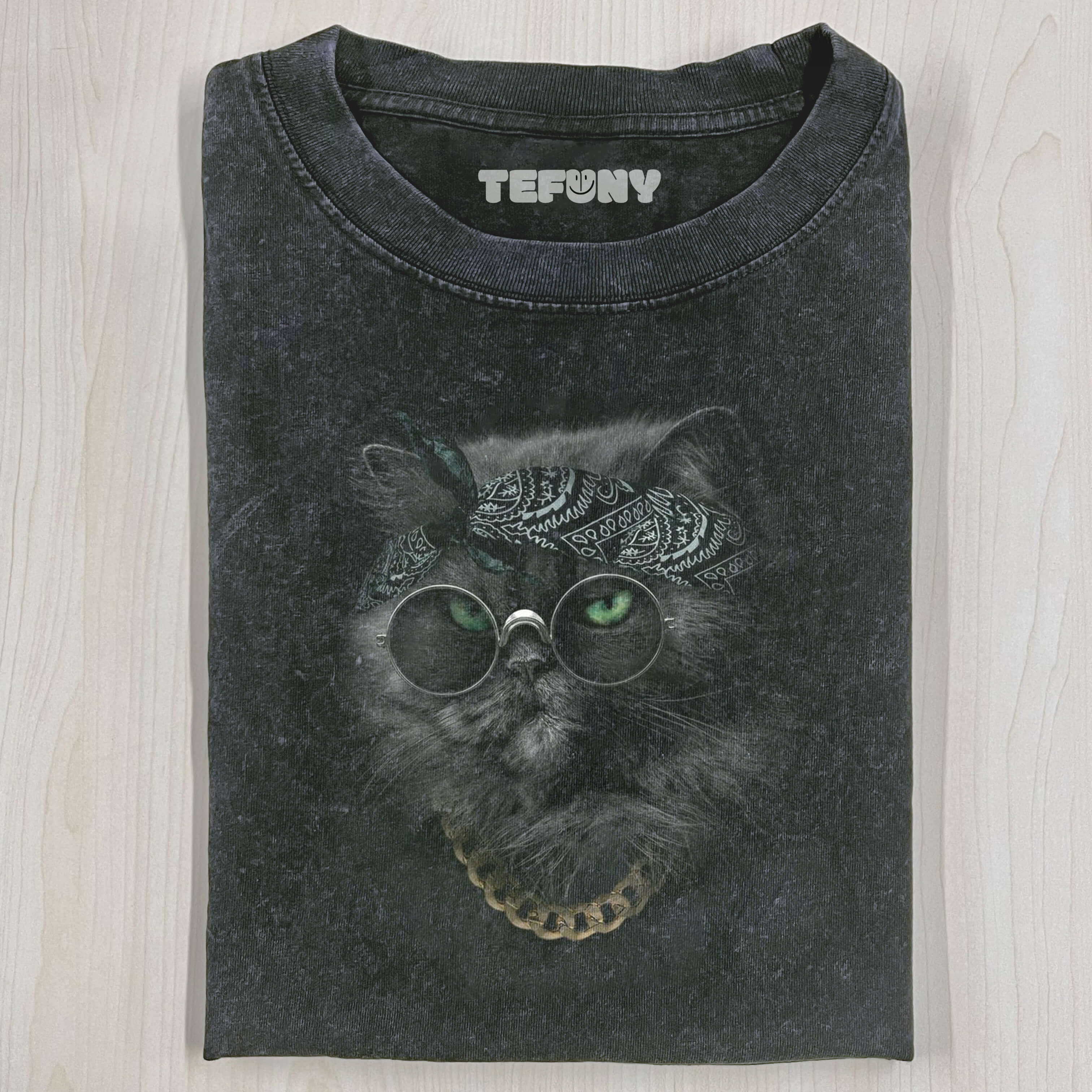 BLACK CAT T-THIRT