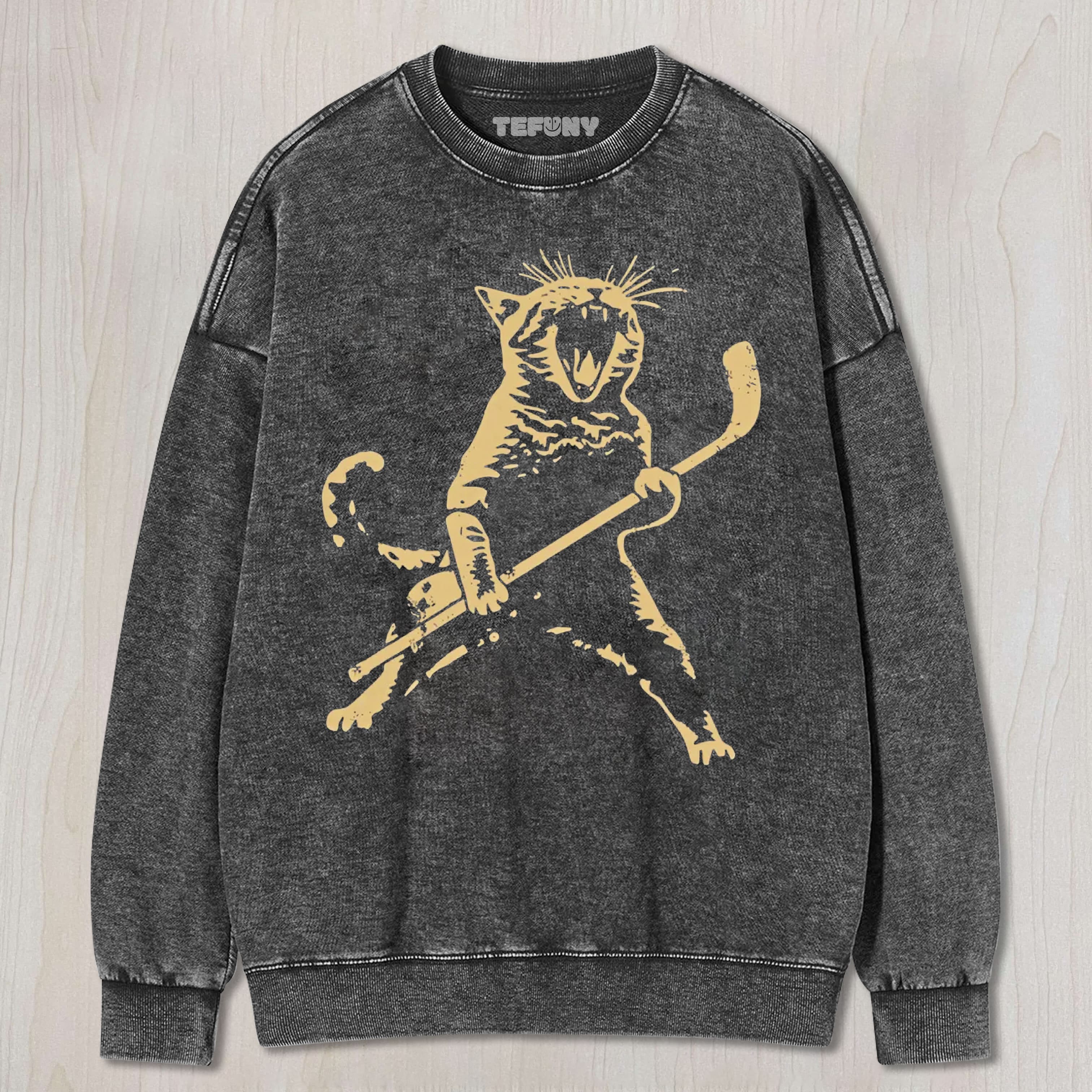 CAT PLAYING ICE HOCKEY HOCKEY WASHED UNISEX TEE, TANK TOP, LAYERED LS, SWEATSHIRT & HOODIE