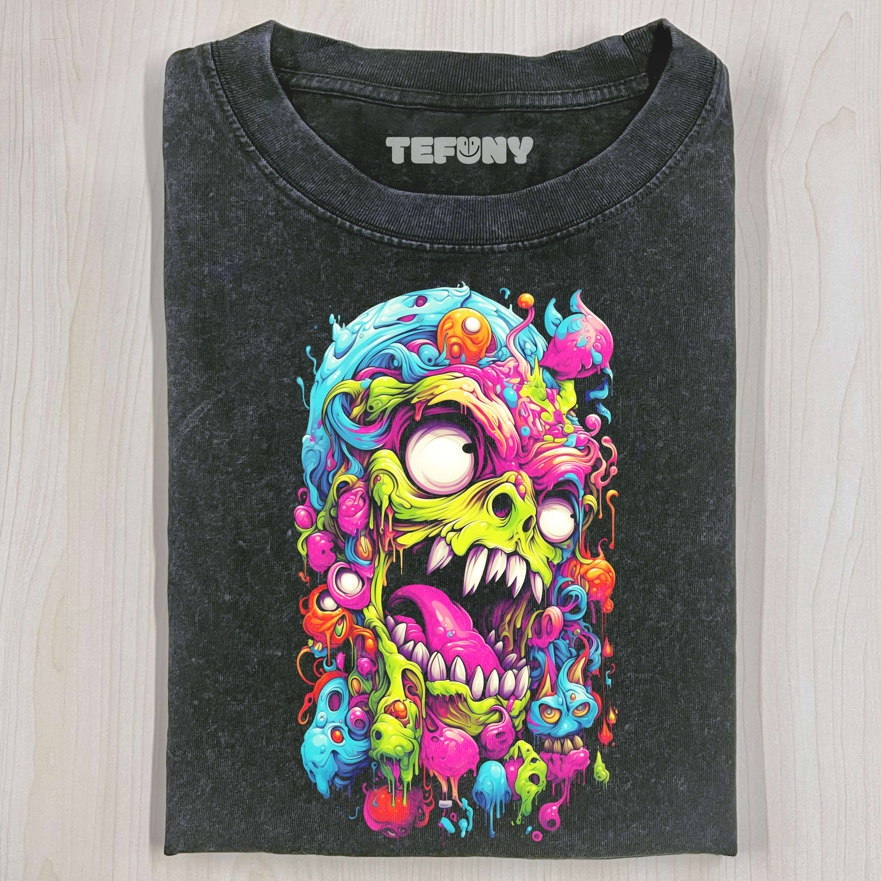 COLORFUL TWISTED SKULL T-SHIRT