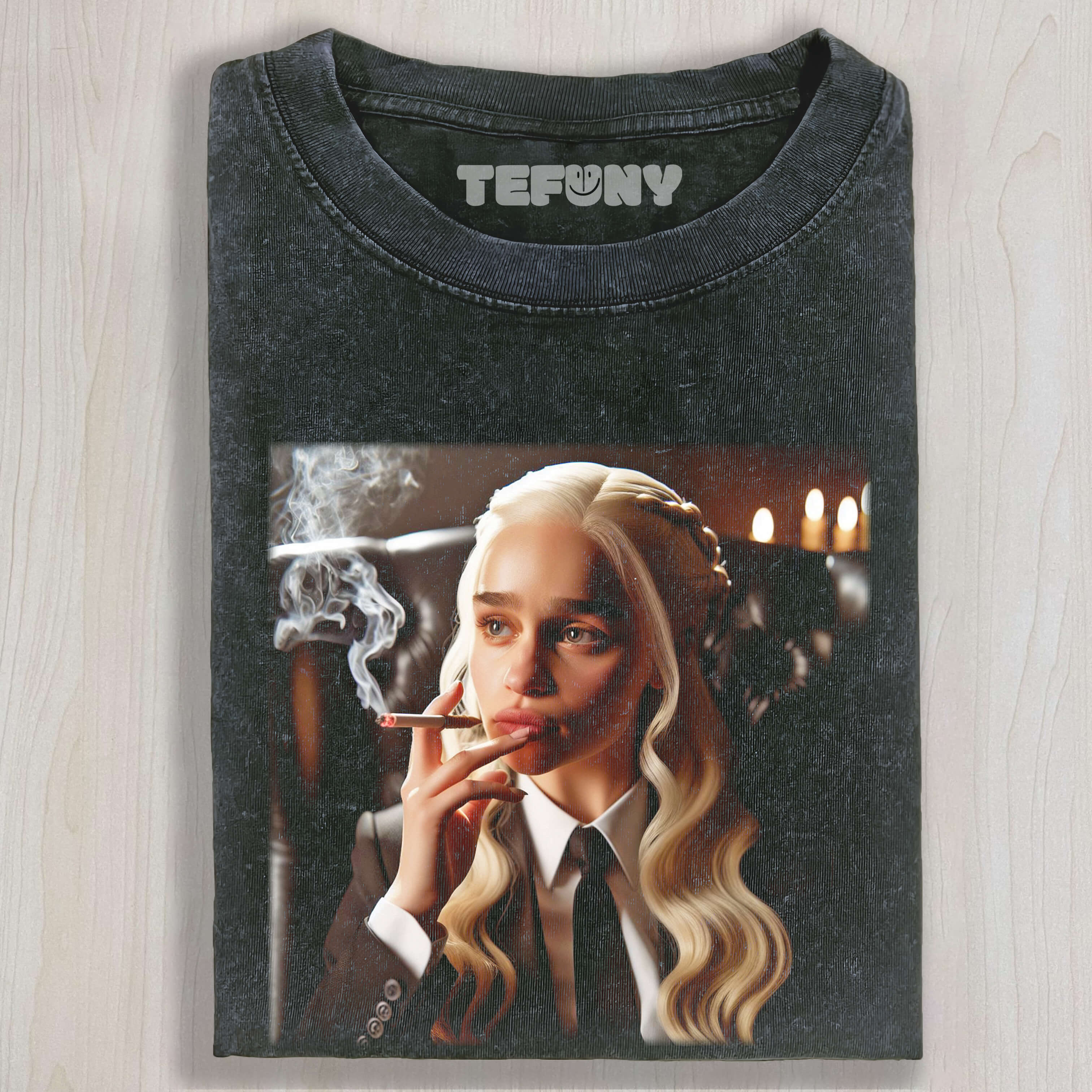 DAENERYS TARGARYEN SMOKES TEE & SWEAT & HOOD