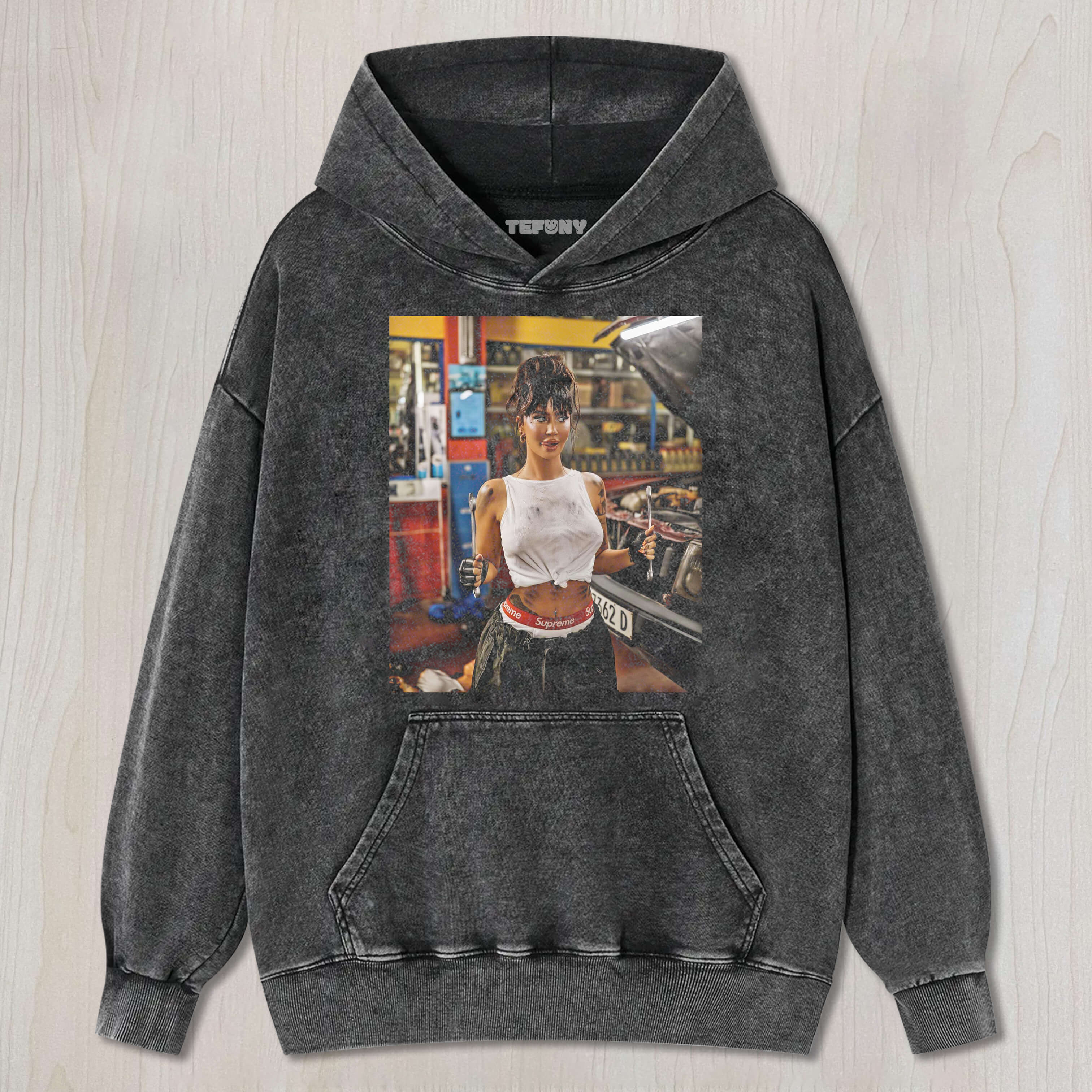 DAFINA ZEQIRI CAR REPAIR T-SHIRT & LONG SLEEVES & HOODIES