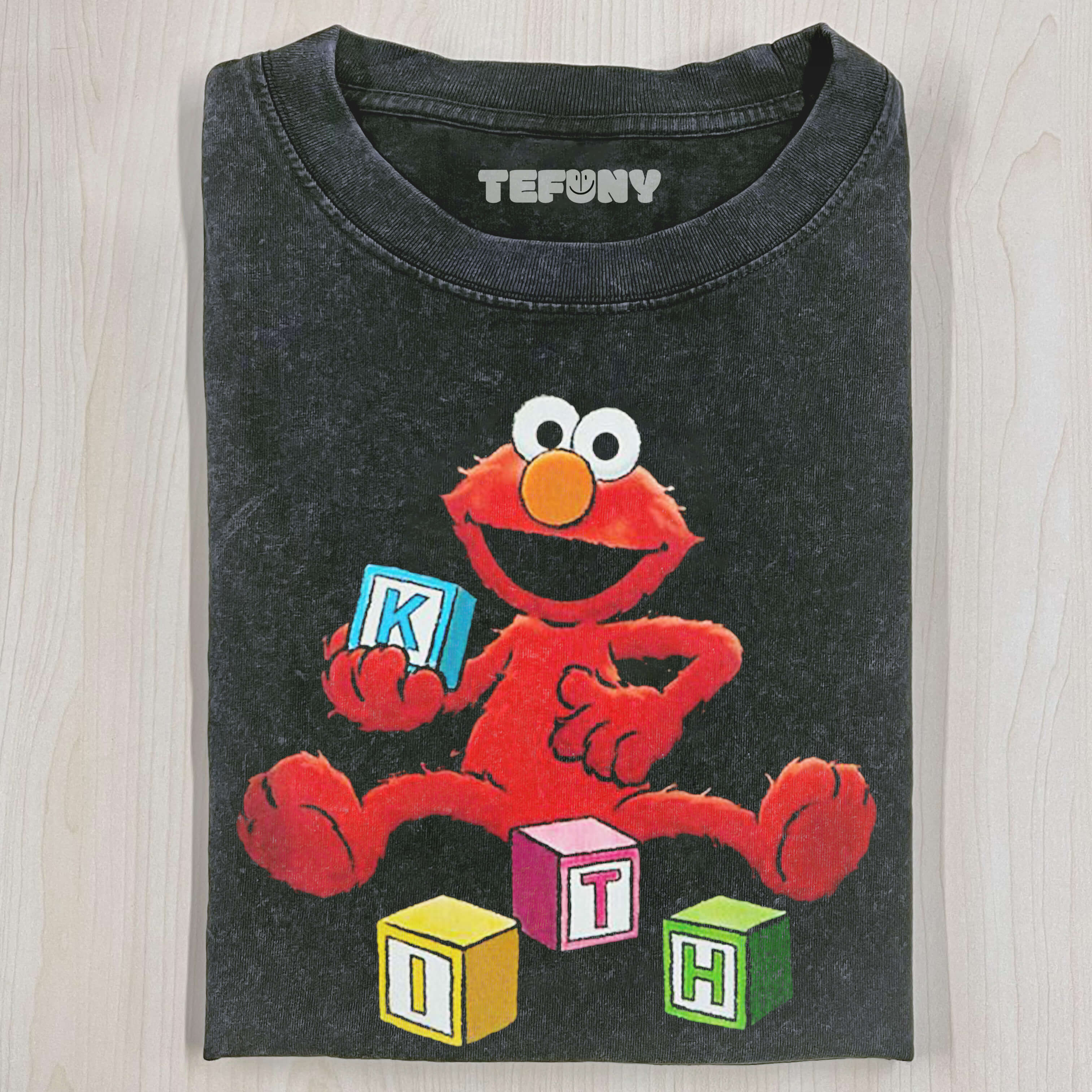 ELMO PLAYS WITH TOYS T-SHIRT