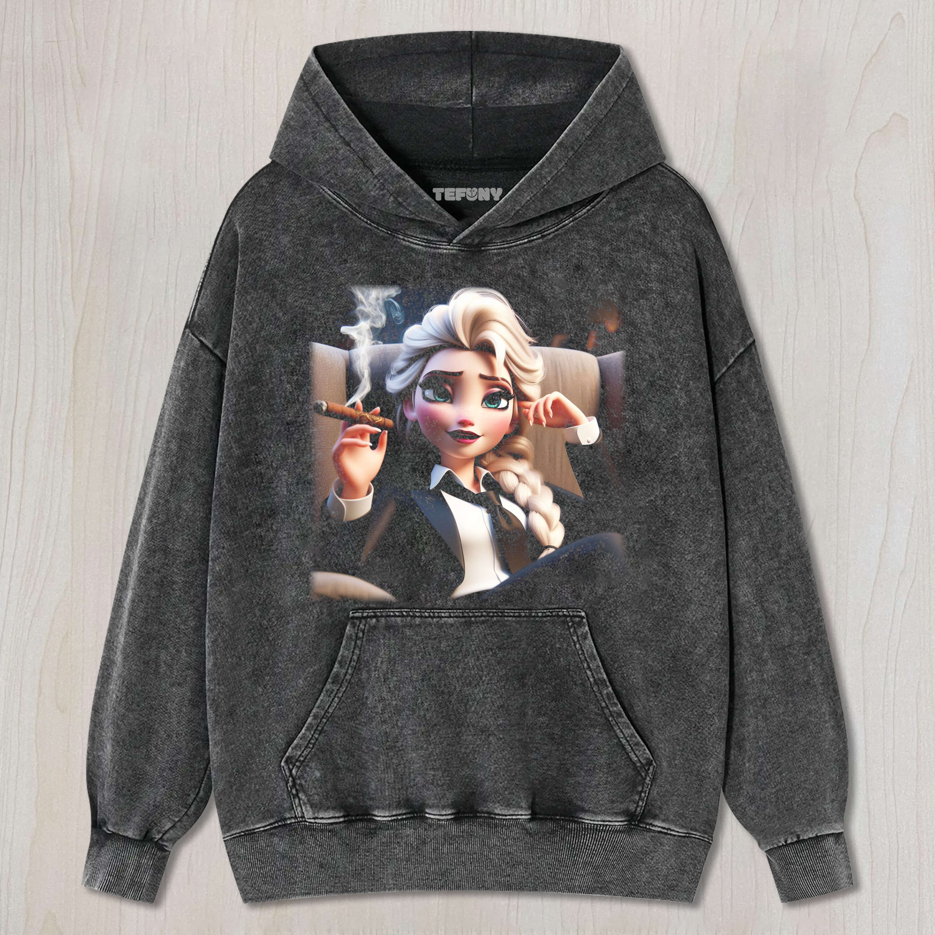ELSA SMOKES TEE & SWEAT & HOOD