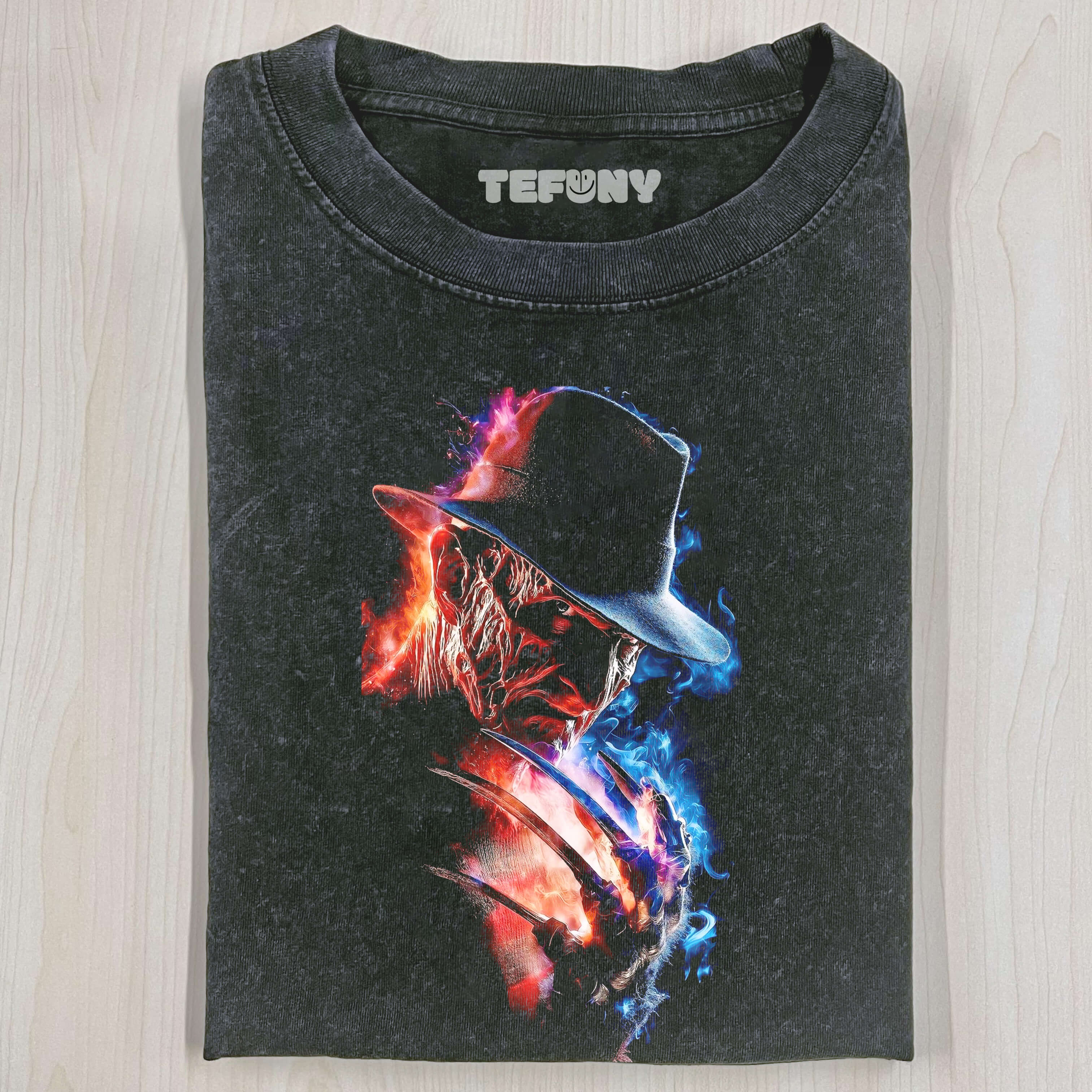 FREDDY KRUEGER EMITS COLORFUL LIGHTS T-SHIRT