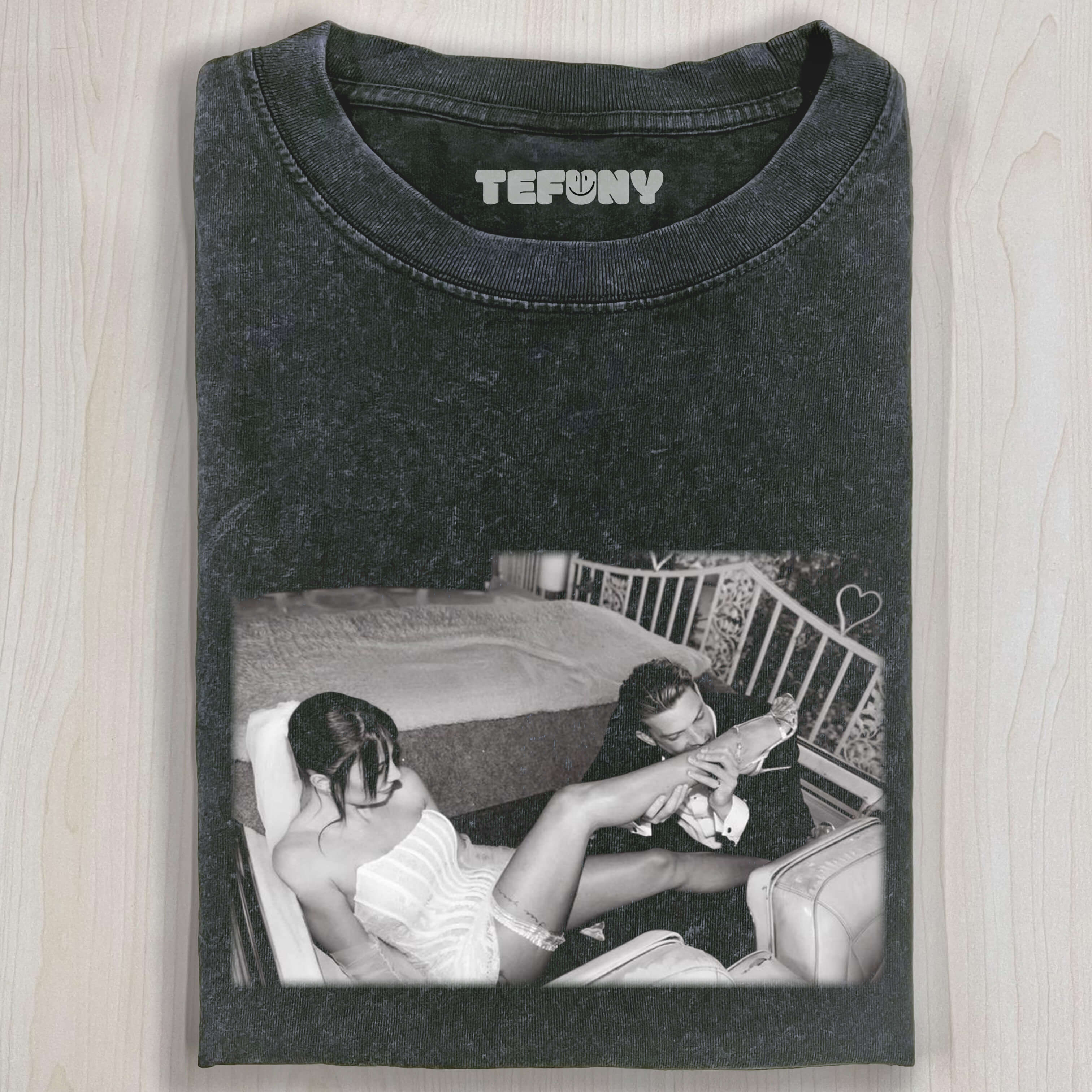 FUNNY MEN AND WOMEN TEE