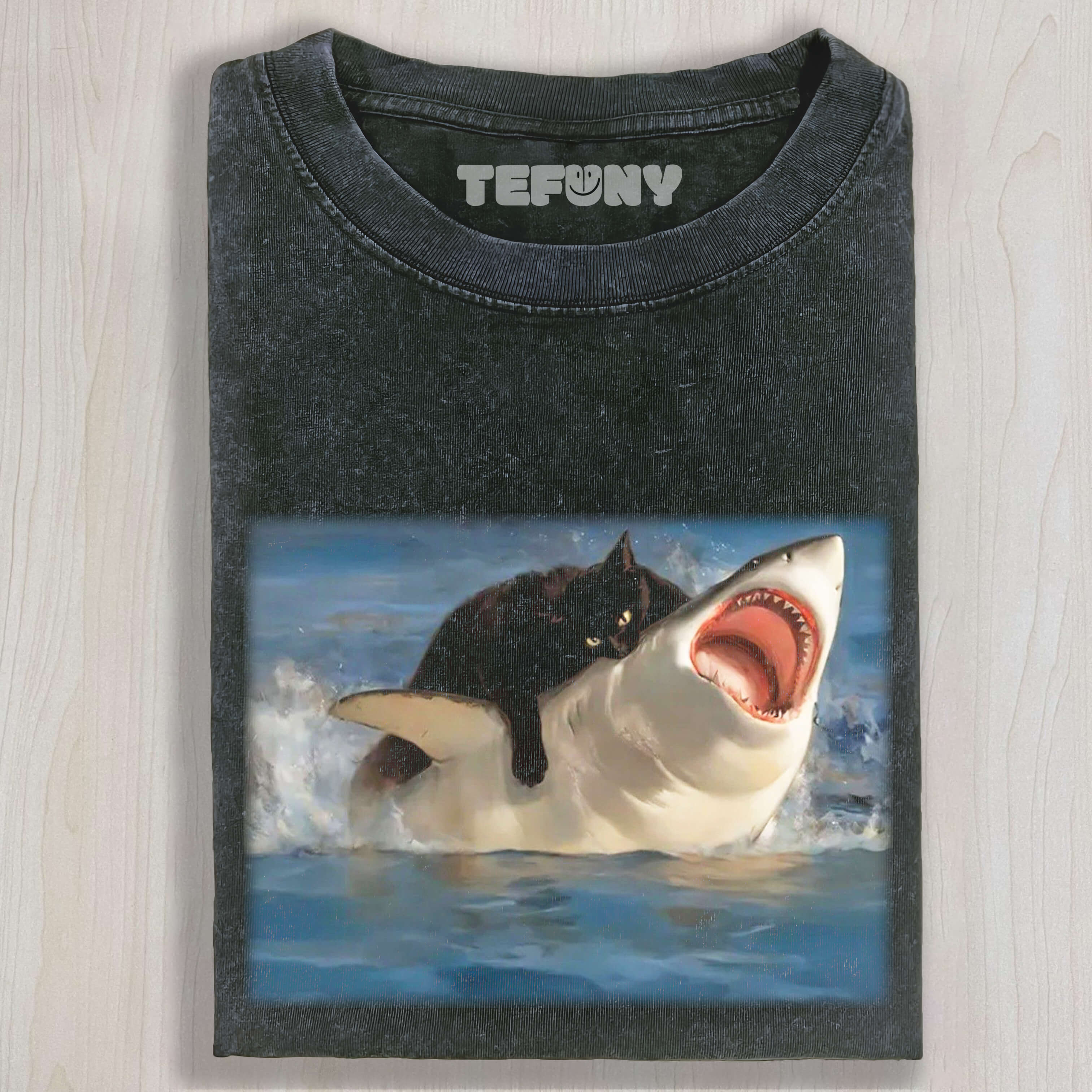 FUNNY CAT BITES SHARK TEE & SWEAT & HOOD