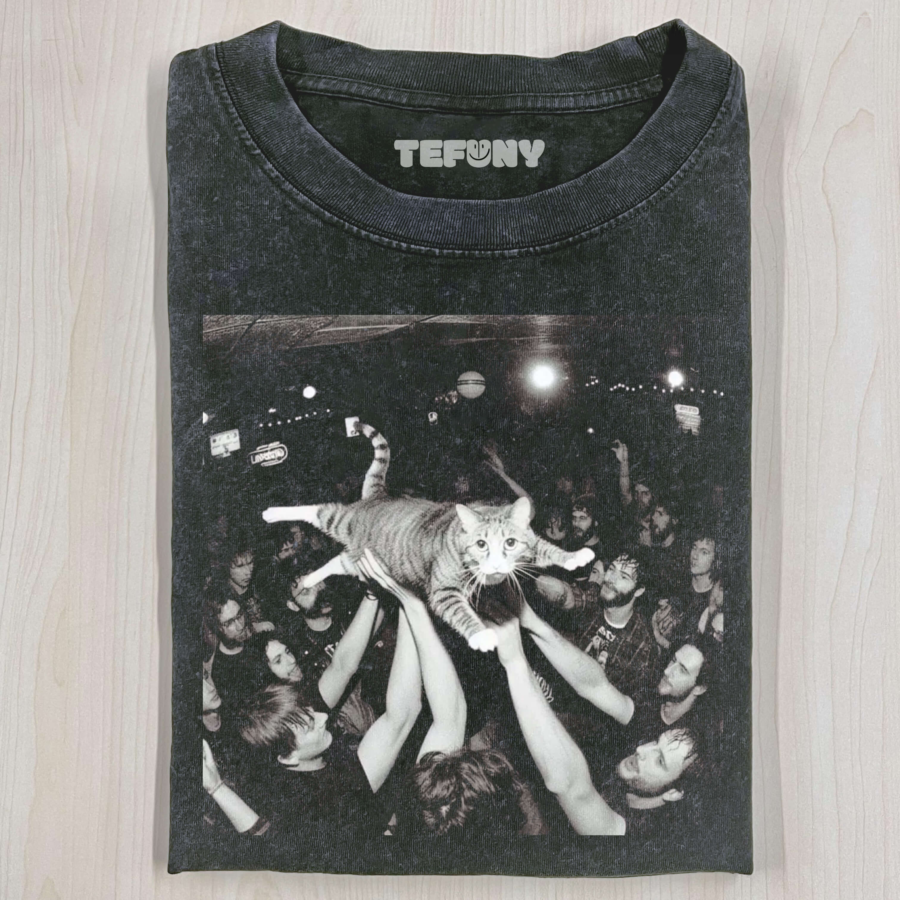 FUNNY CAT PARTY T-SHIRT