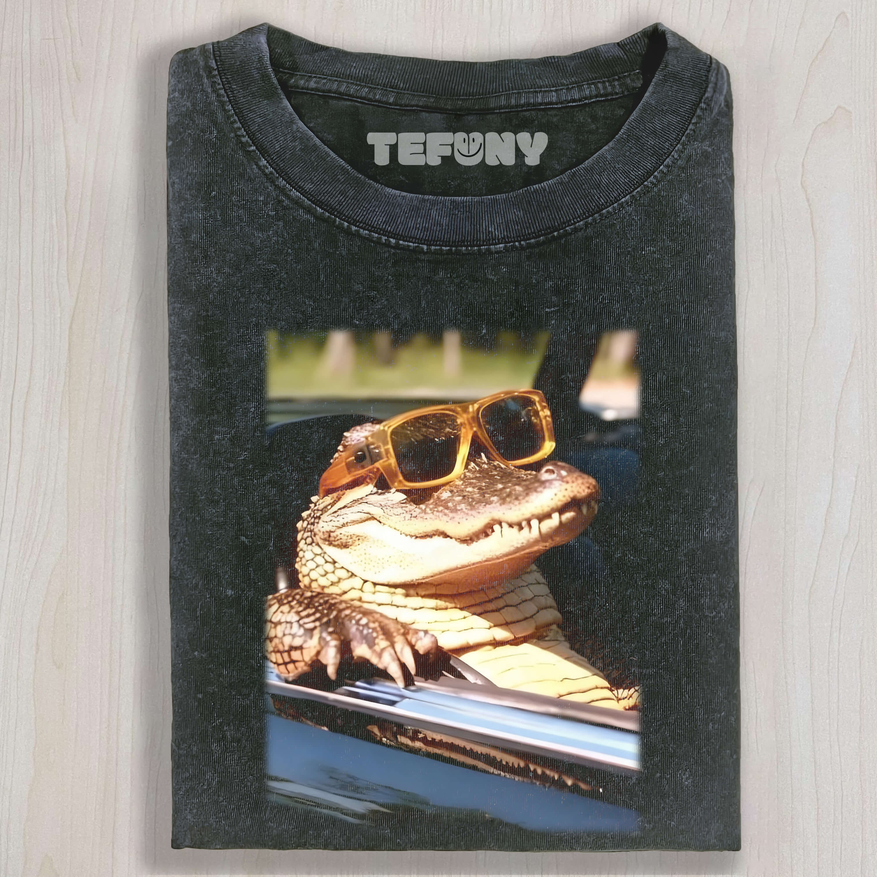 FUNNY CROCODILE T-SHIRT