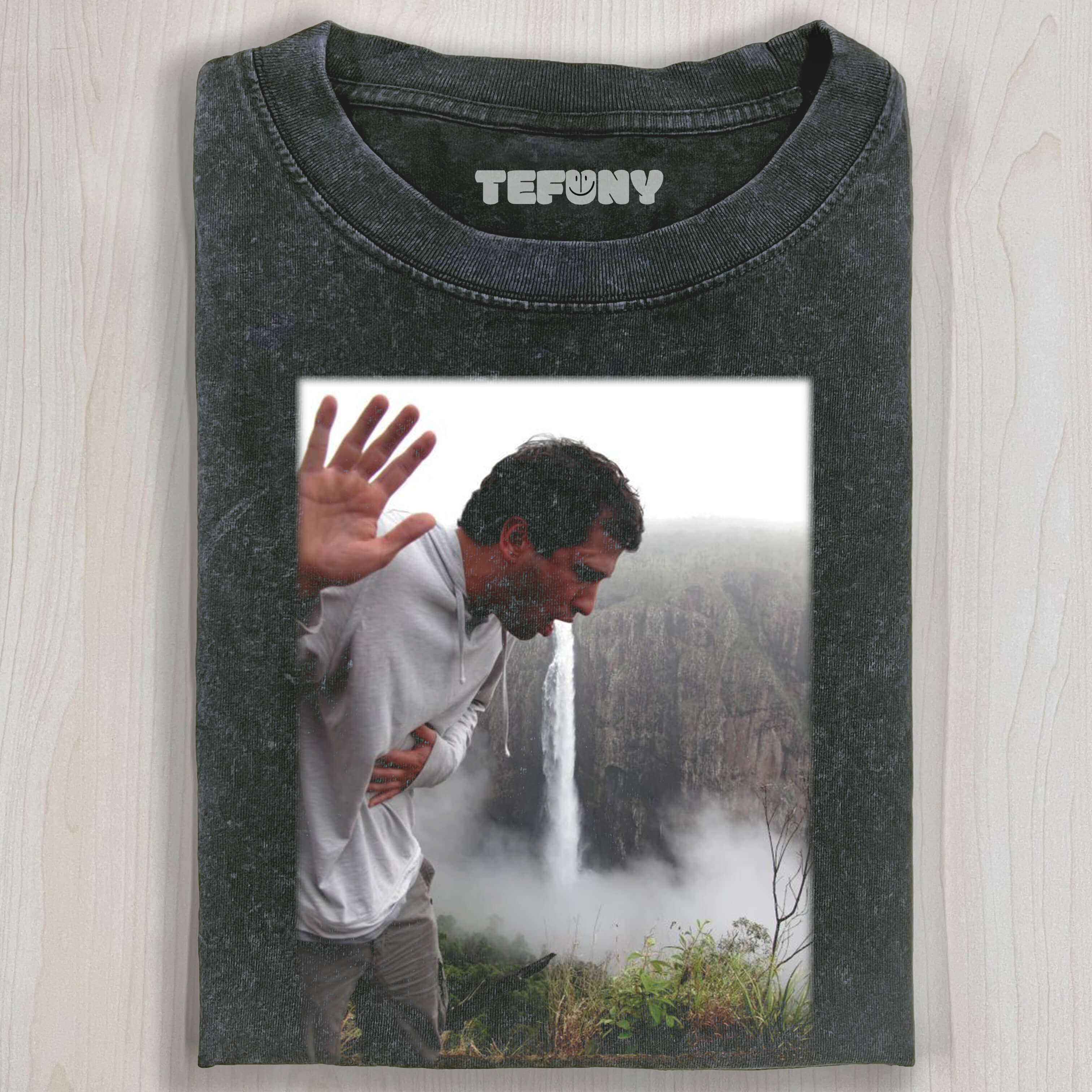 FUNNY VOMITING T-SHIRT