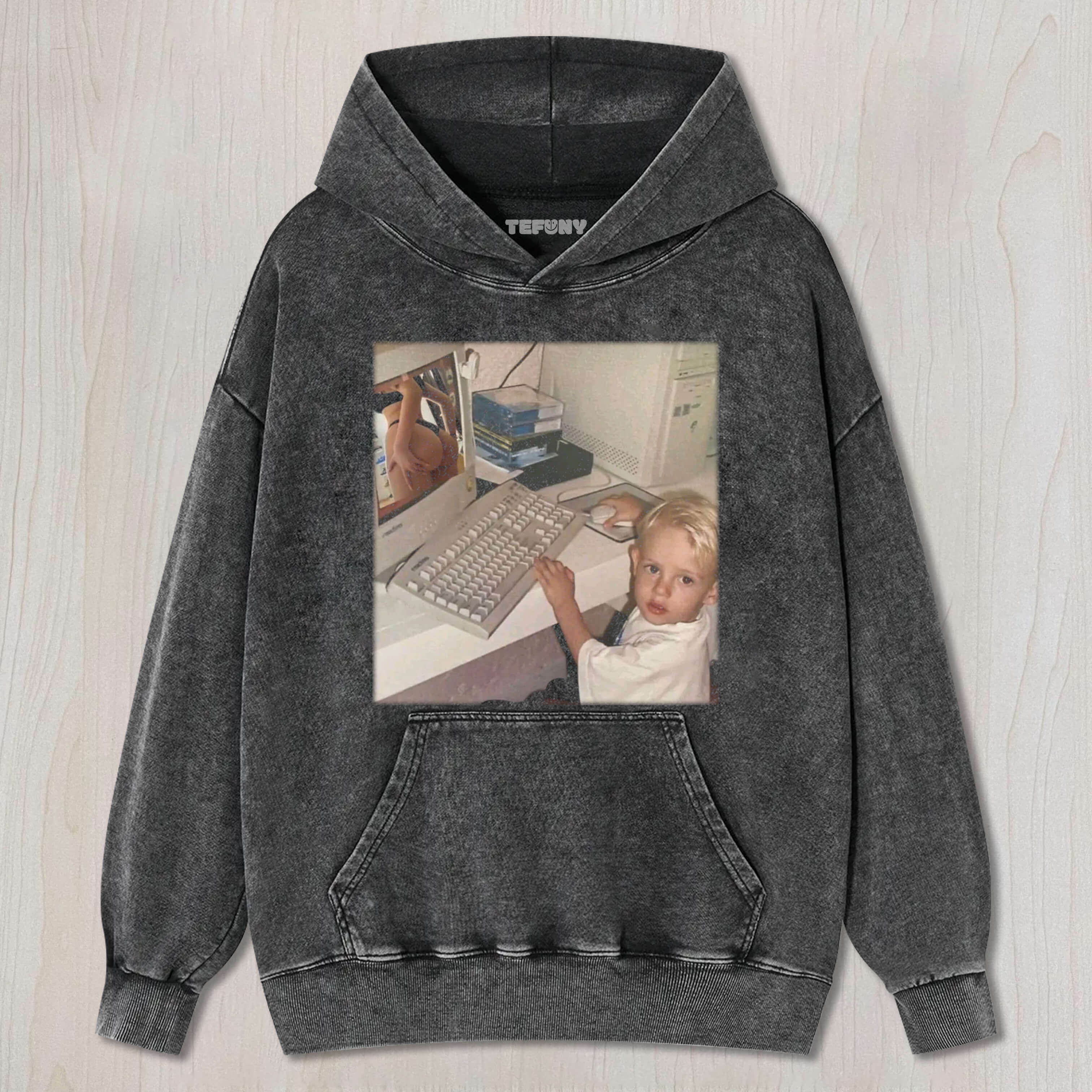 FUN KID PLAYING COMPUTER TEE & SWEAT & HOOD