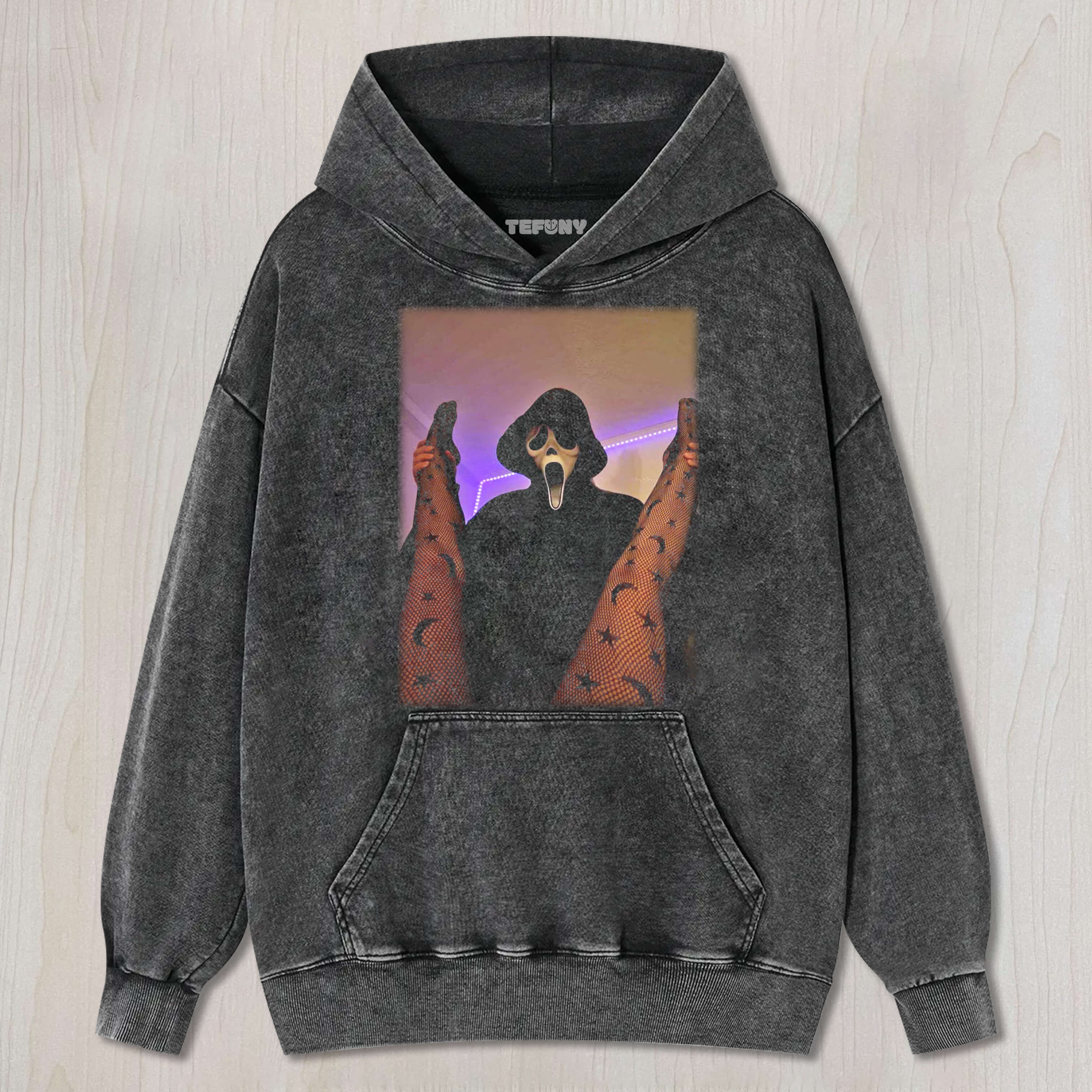 GHOST FACE IS HOLDING UP THE WOMAN'S LEG TEE & SWEAT & HOOD