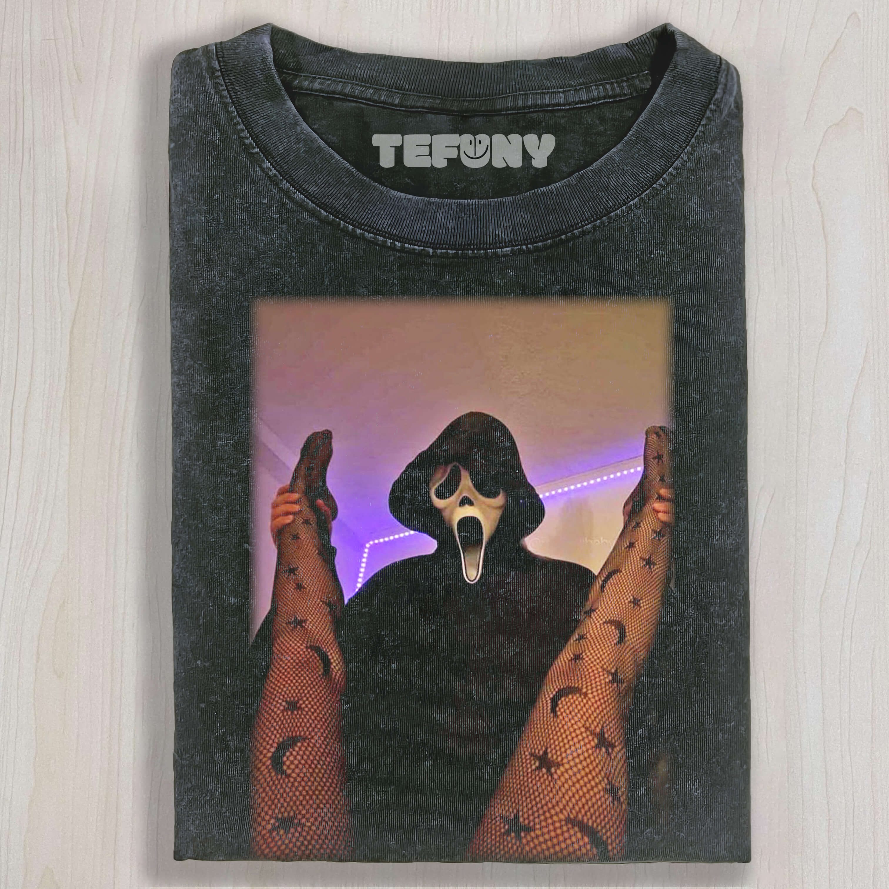 GHOST FACE IS HOLDING UP THE WOMAN'S LEG TEE & SWEAT & HOOD