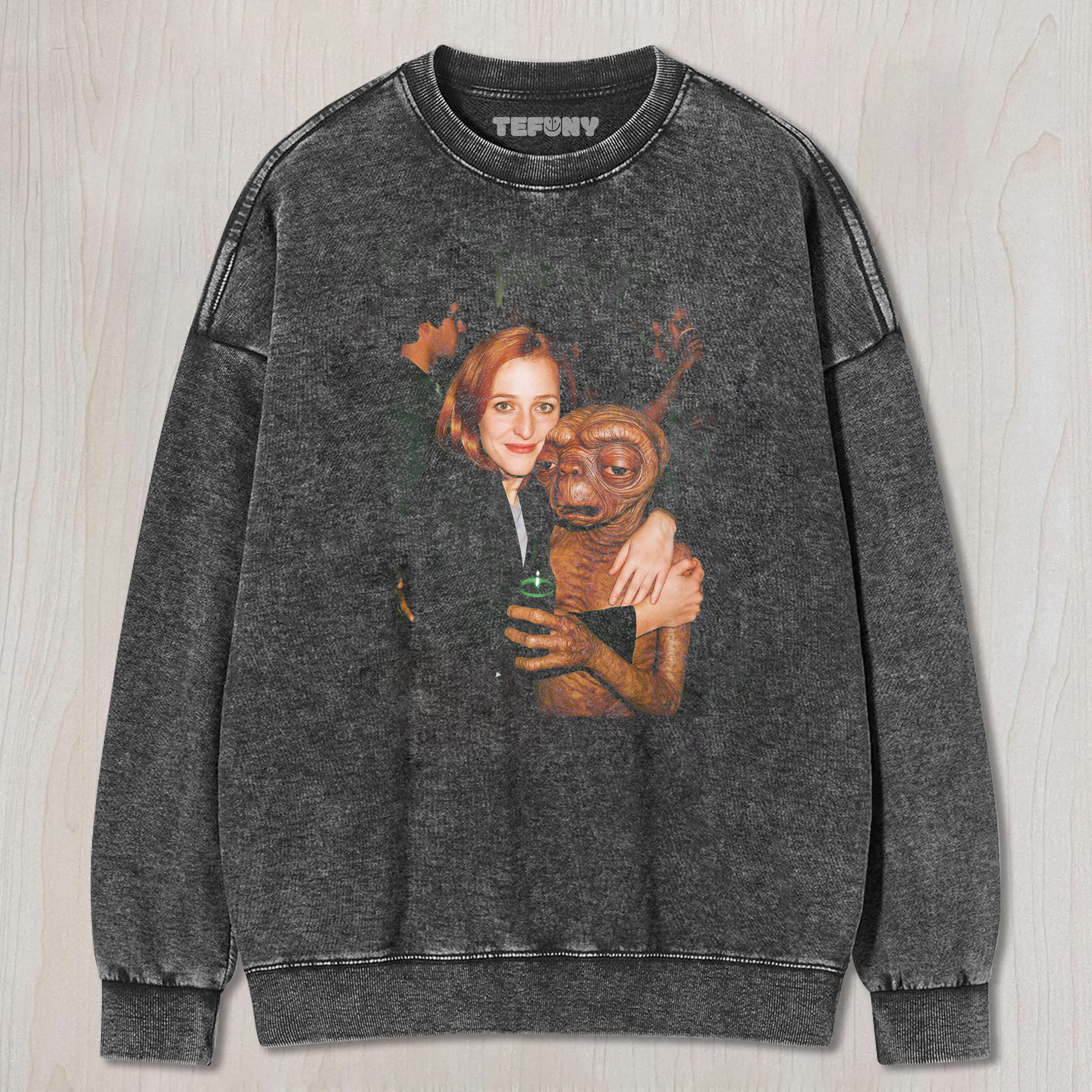 GILLIAN AND THE ALIEN TEE & SWEAT & HOOD