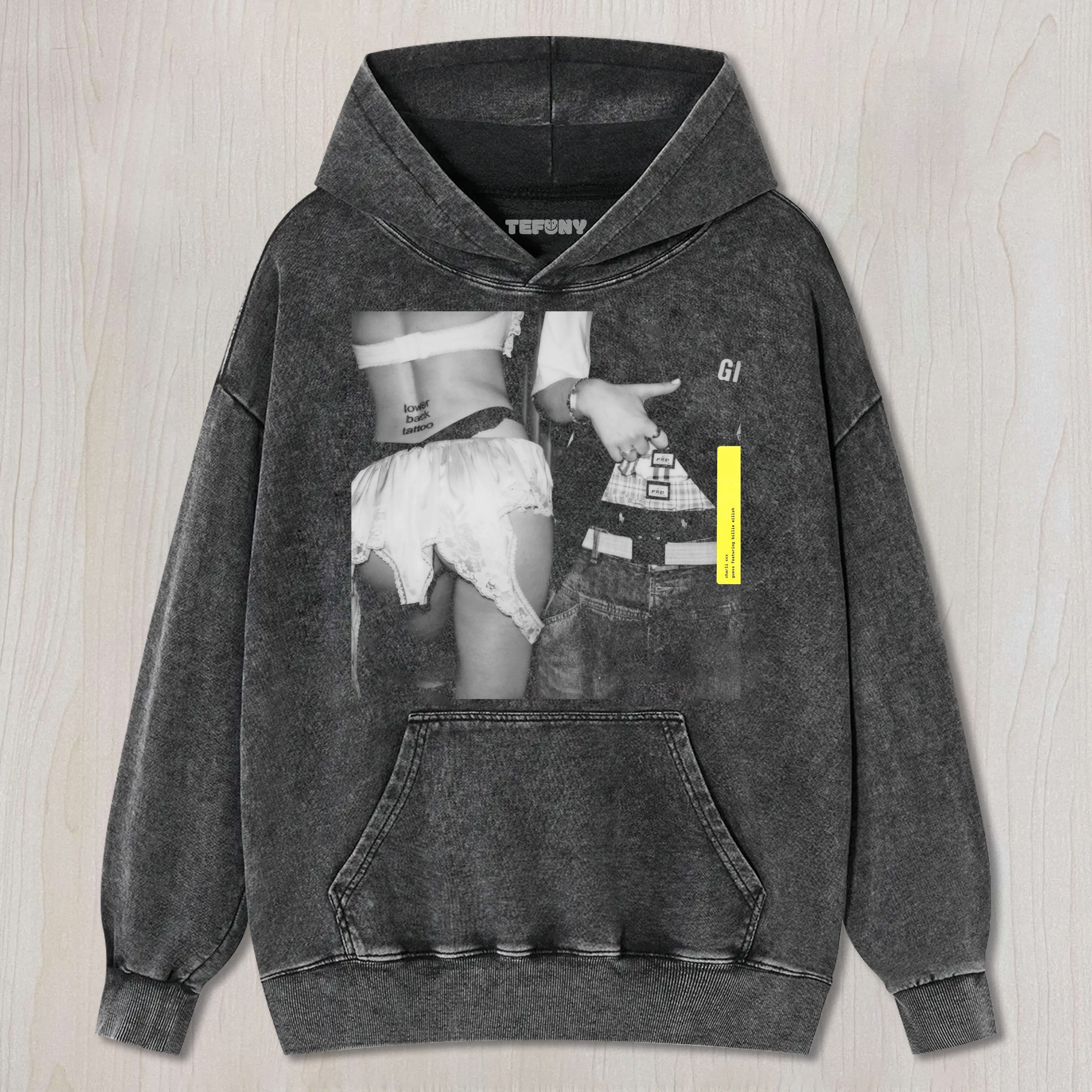 GUESS FEATURING BILLIE EILISH T-SHIRT