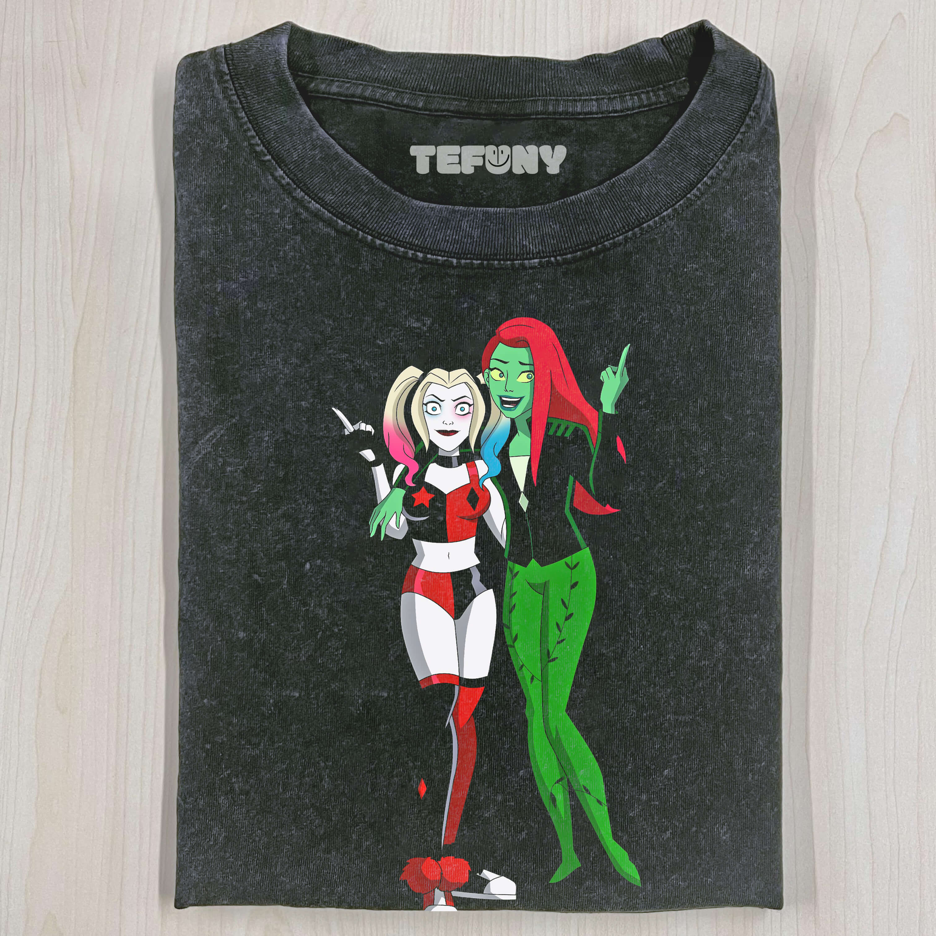 HARLEY QUINN AND POISON IVY T-SHIRT