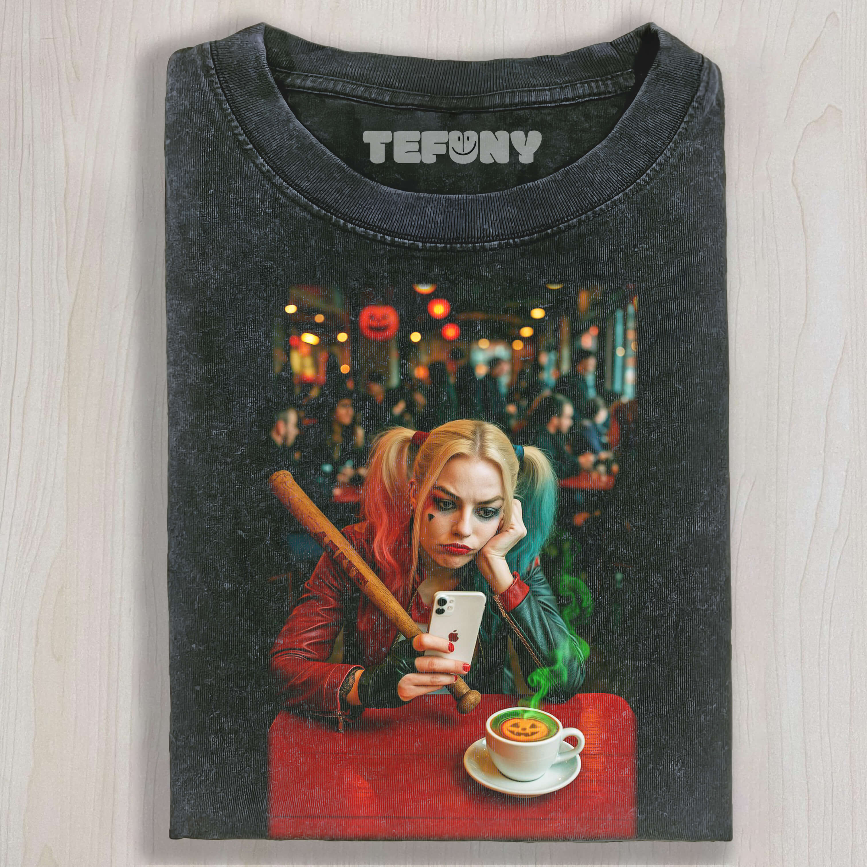 HARLEY QUINN AT THE RESTAURANT TEE & SWEAT & HOOD