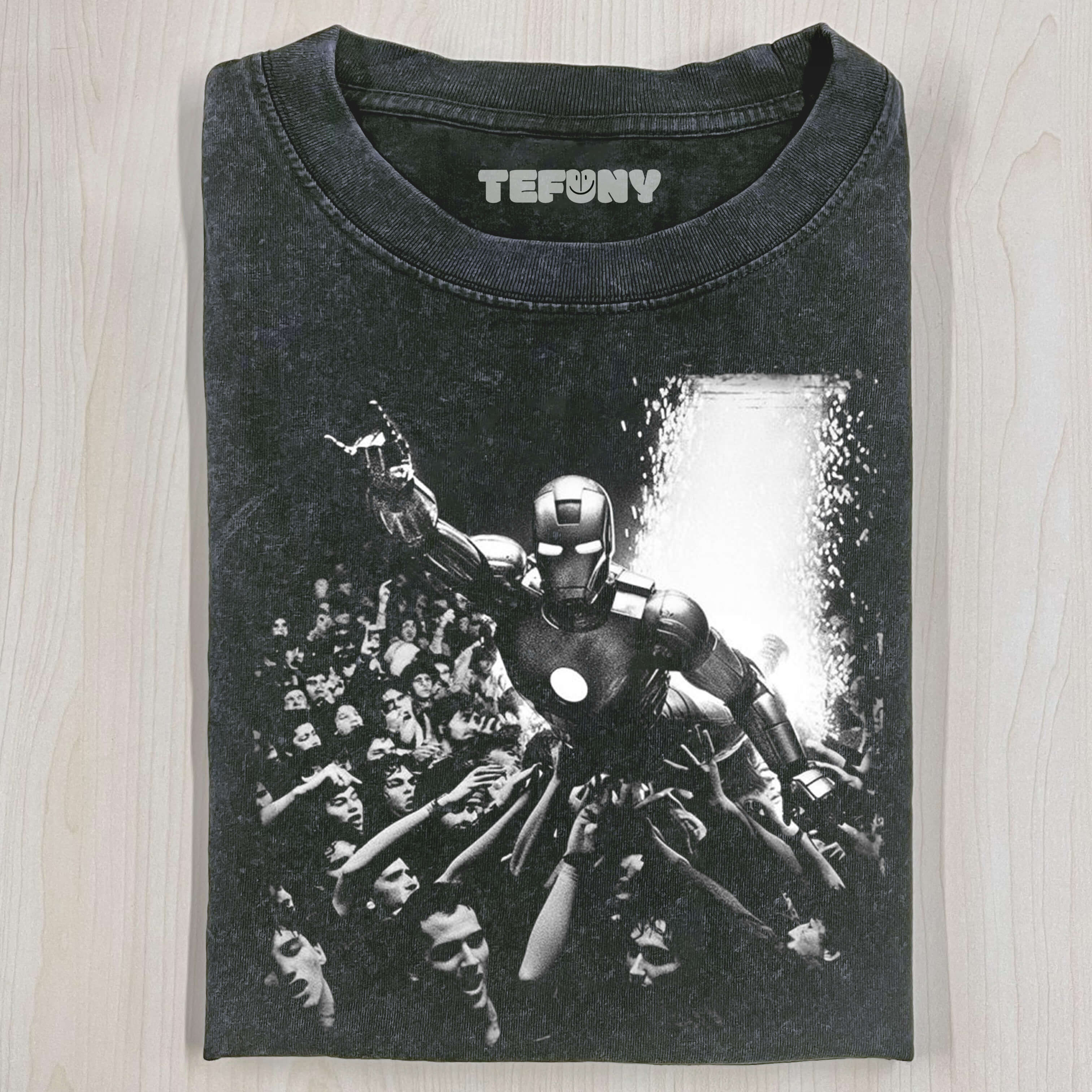 IRON MAN- CROWD-SURFING HERO T-SHIRT