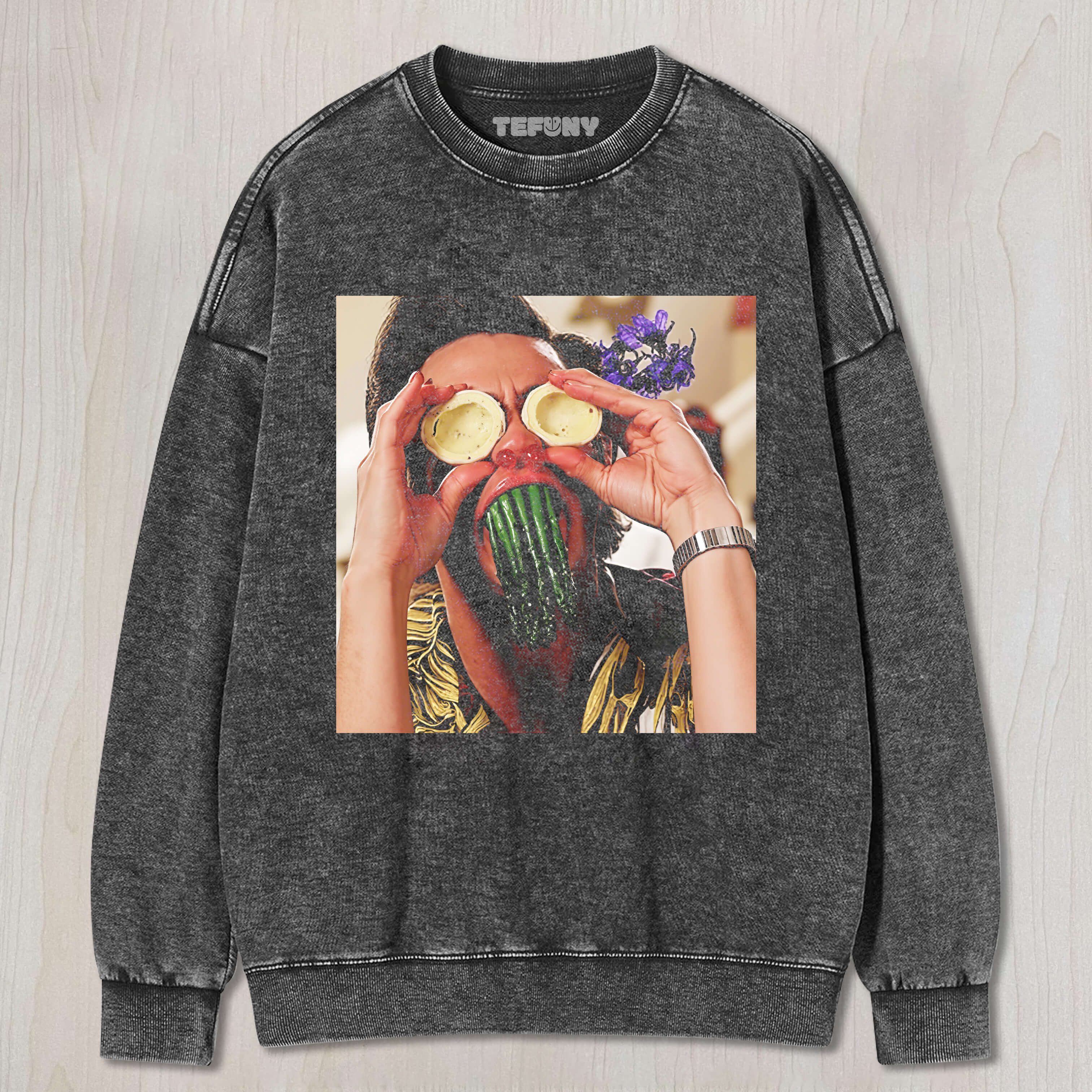 JIM CARREY FILLED HIS ENTIRE FACE T-SHIRT & LONG SLEEVES & HOODIES