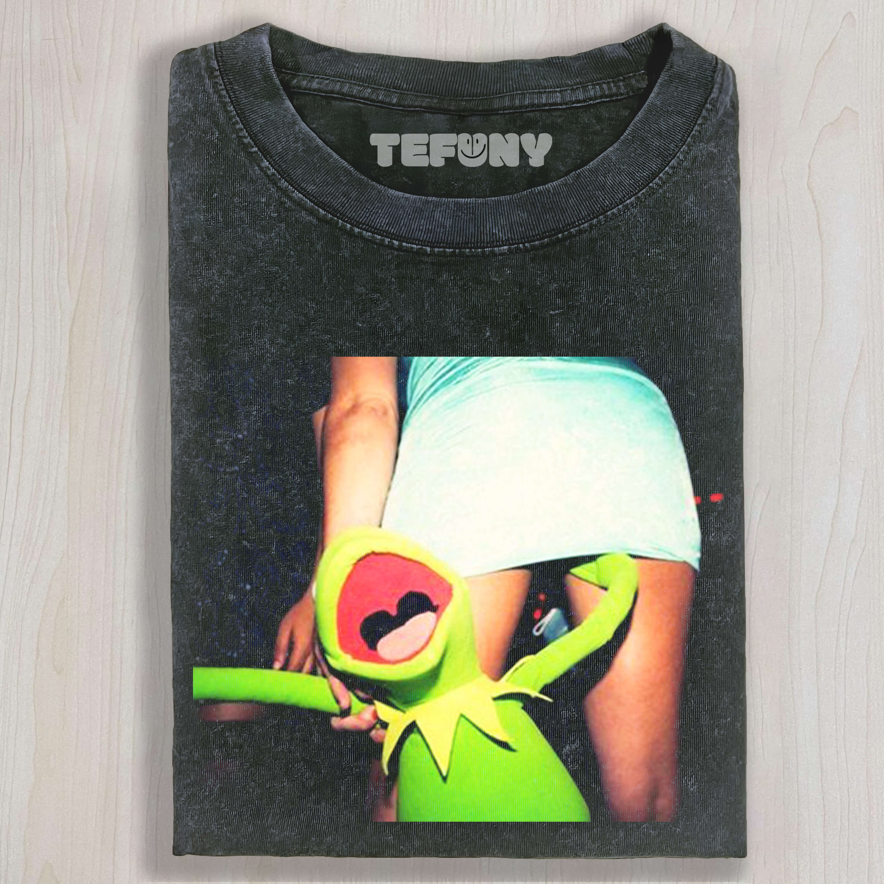 KERMIT THE FROG TOUCHED SOMEONE'S LEG T-SHIRT