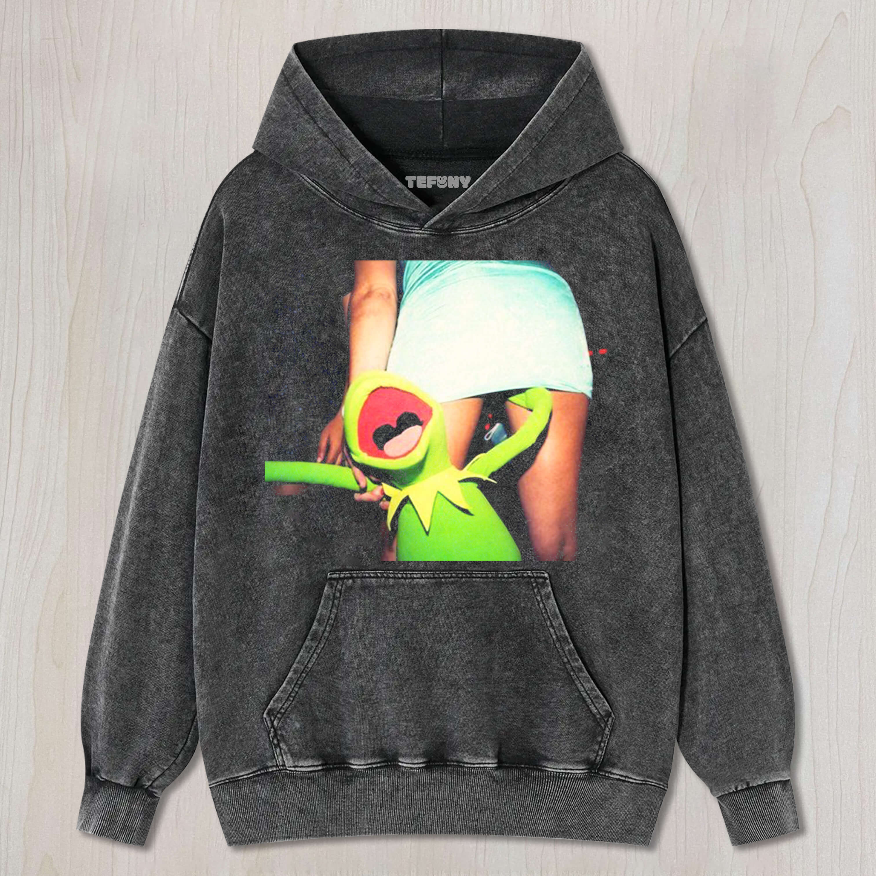 KERMIT THE FROG TOUCHED SOMEONE'S LEG T-SHIRT