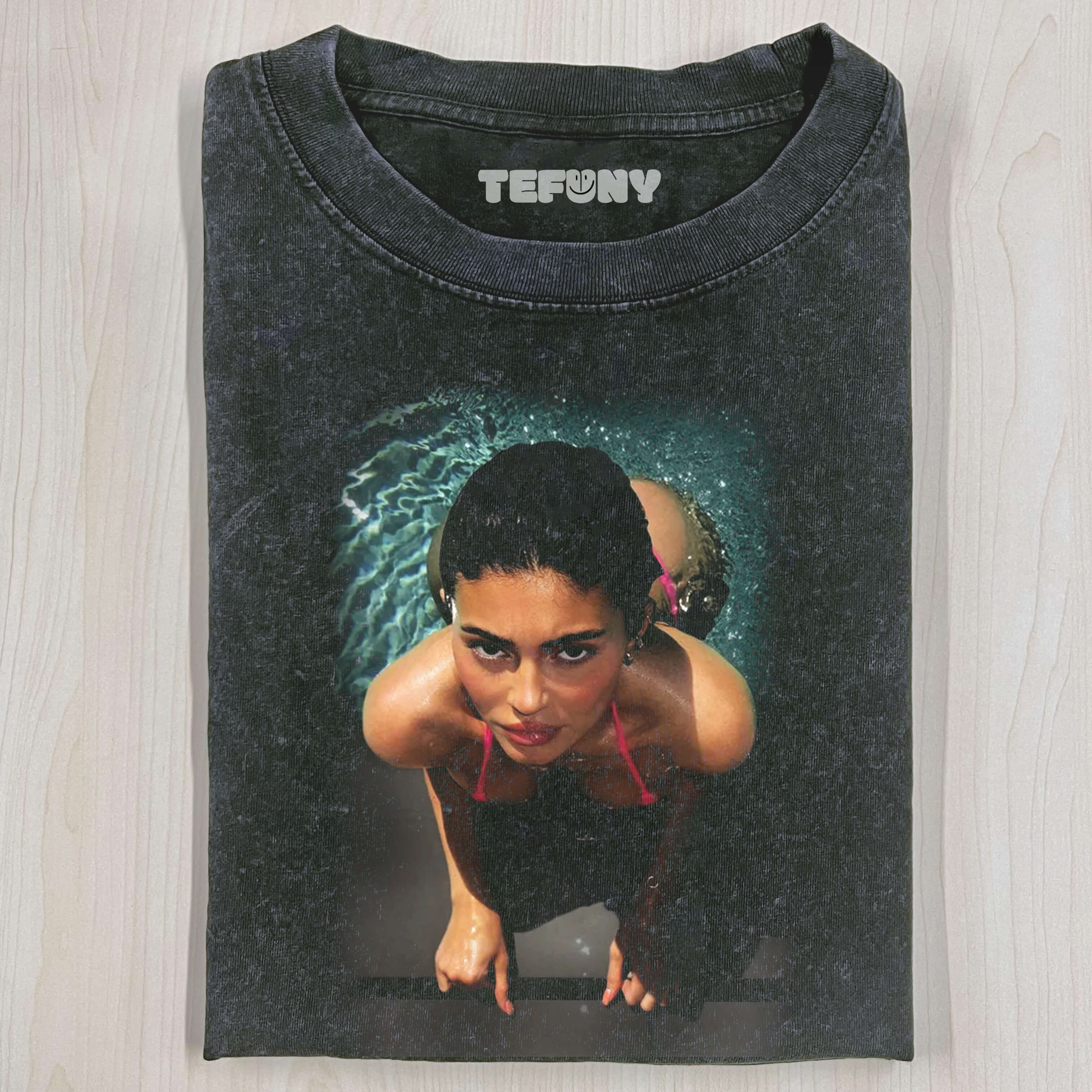 KYLIE JENNER 3.0 TEE