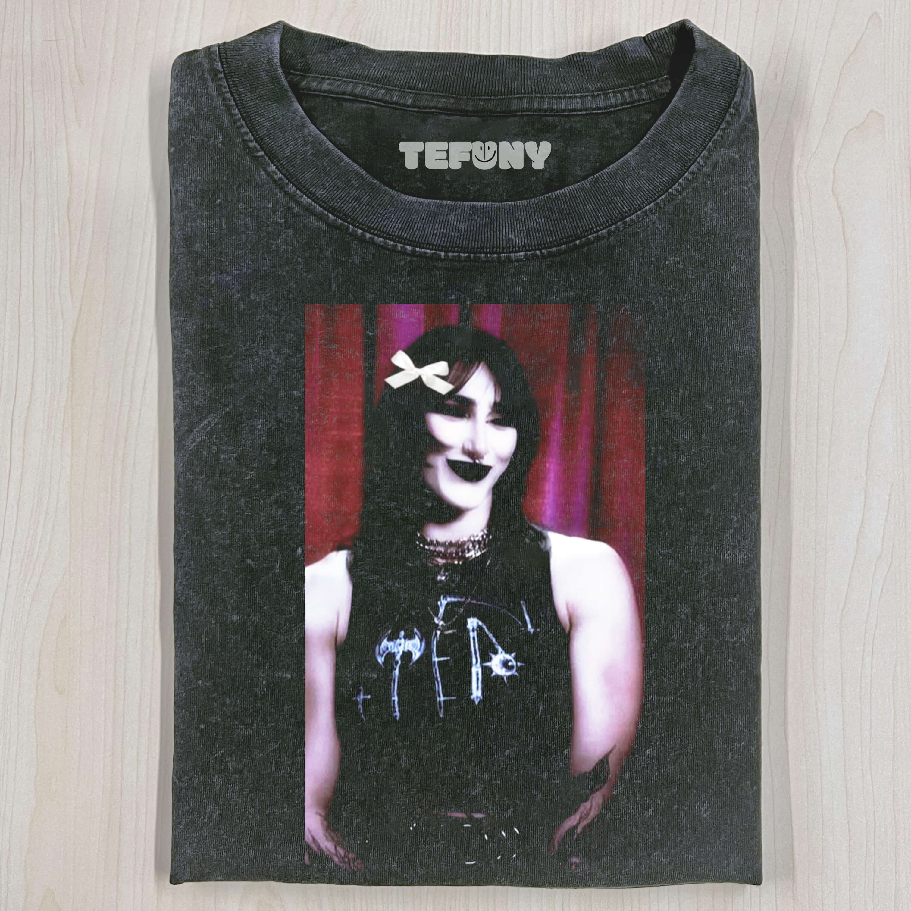 LOVELY RHEA RIPLEY T-SHIRT