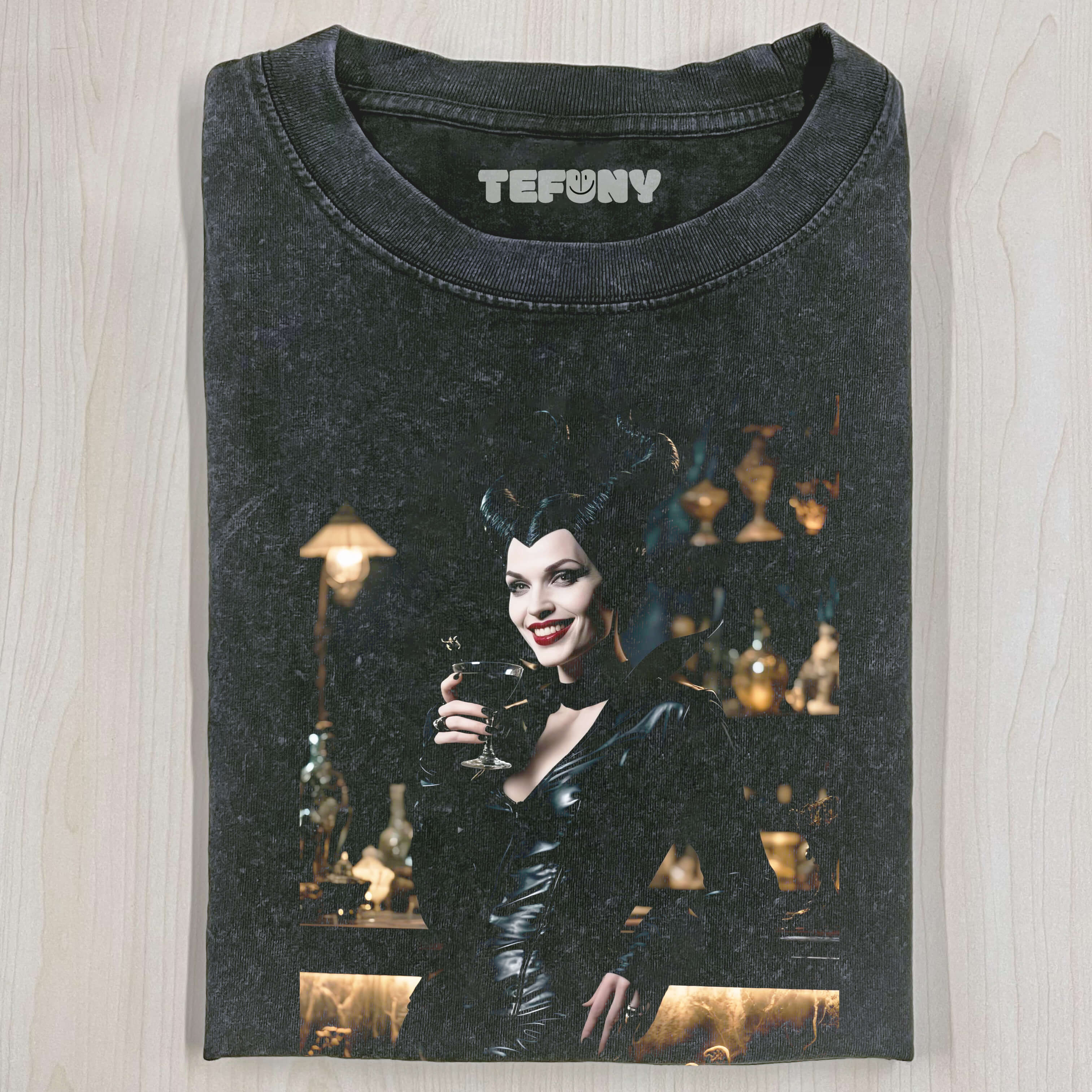 MALEFICENT_DRINKING_T-SHIRT