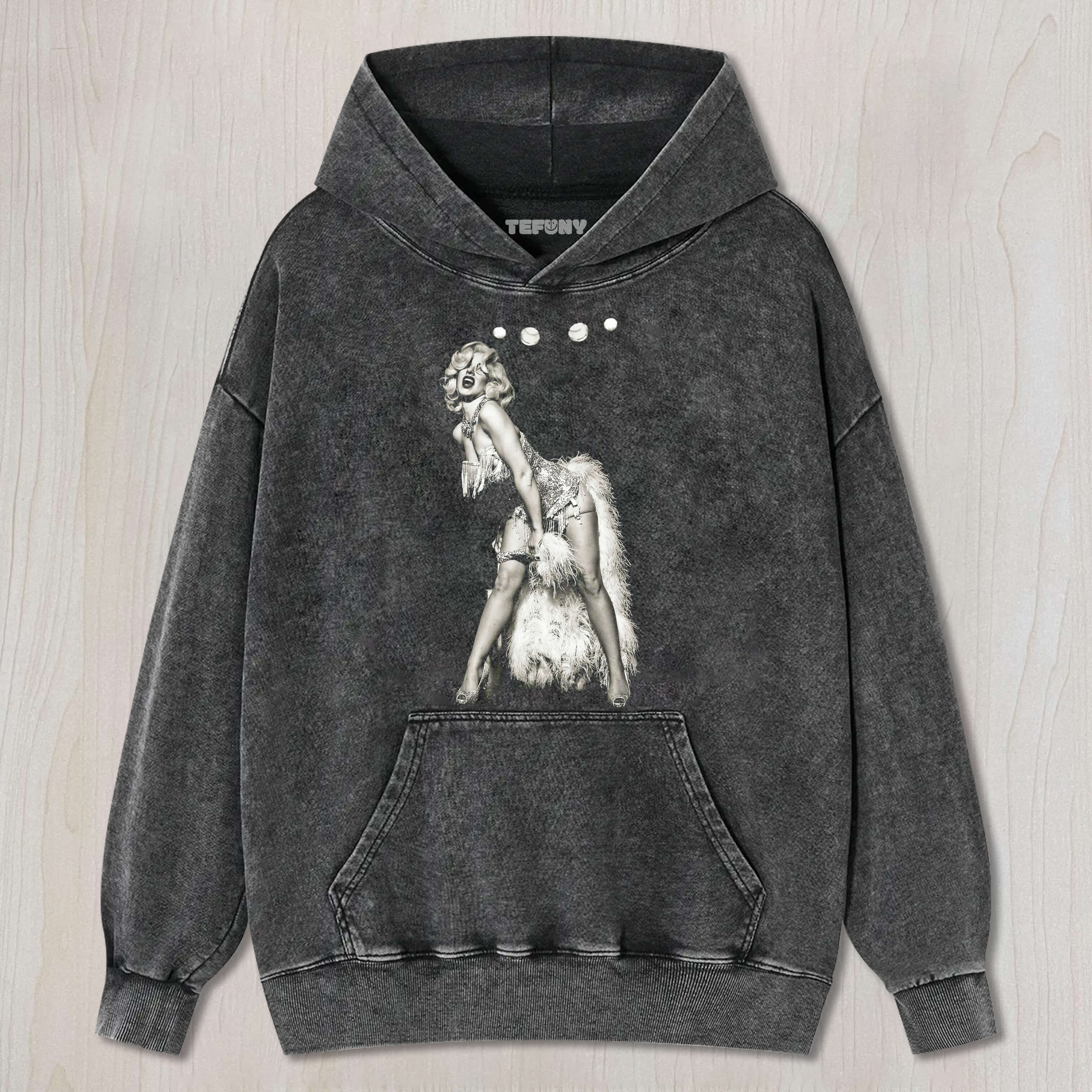 MARILYN MONROE DANCING T-SHIRT & LONG SLEEVES & HOODIES