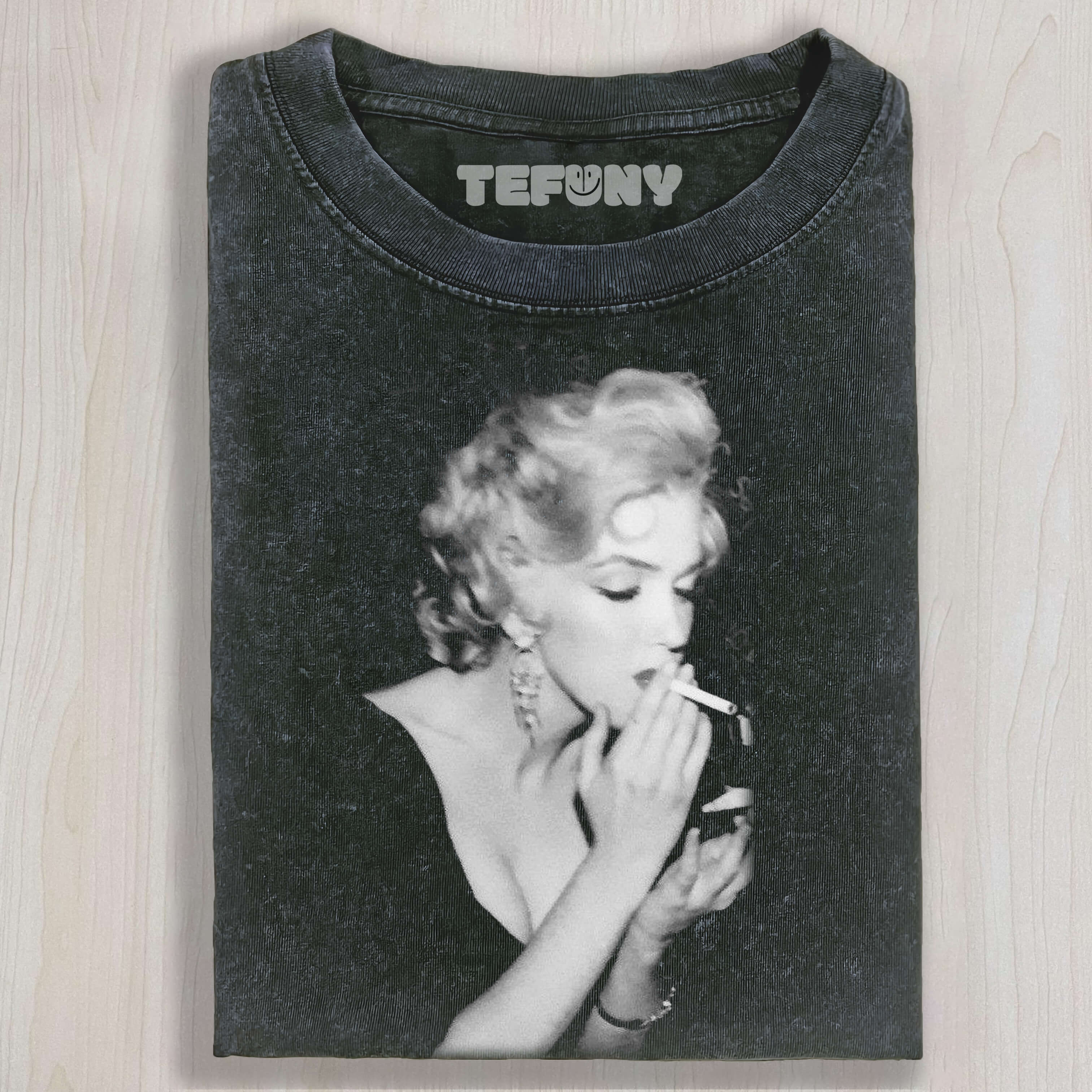 MARILYN MONROE SMOKING T-SHIRT