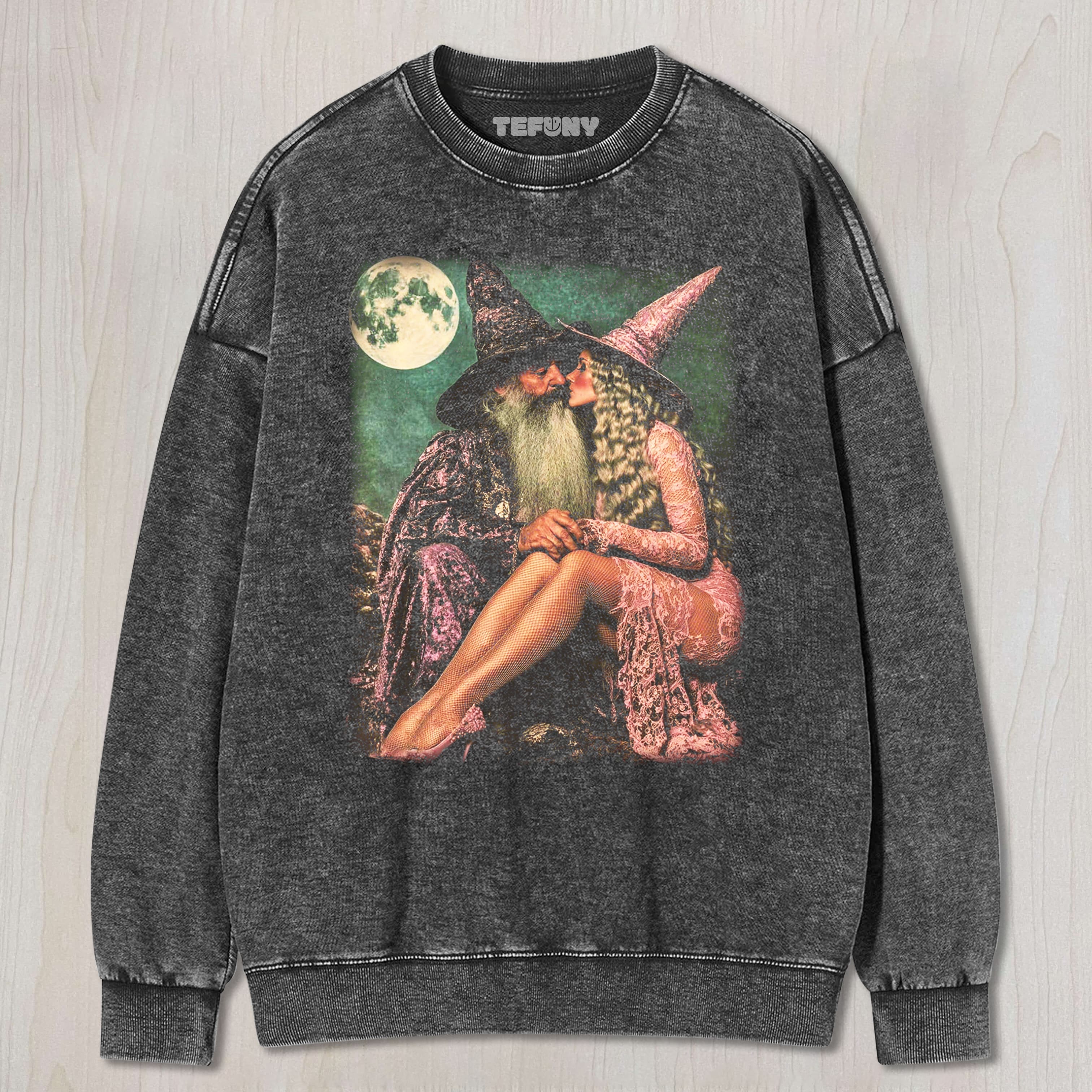 MEDIEVAL FANTASY WIZARD & WITCH LOVE SCENE TEE & SWEAT & HOOD