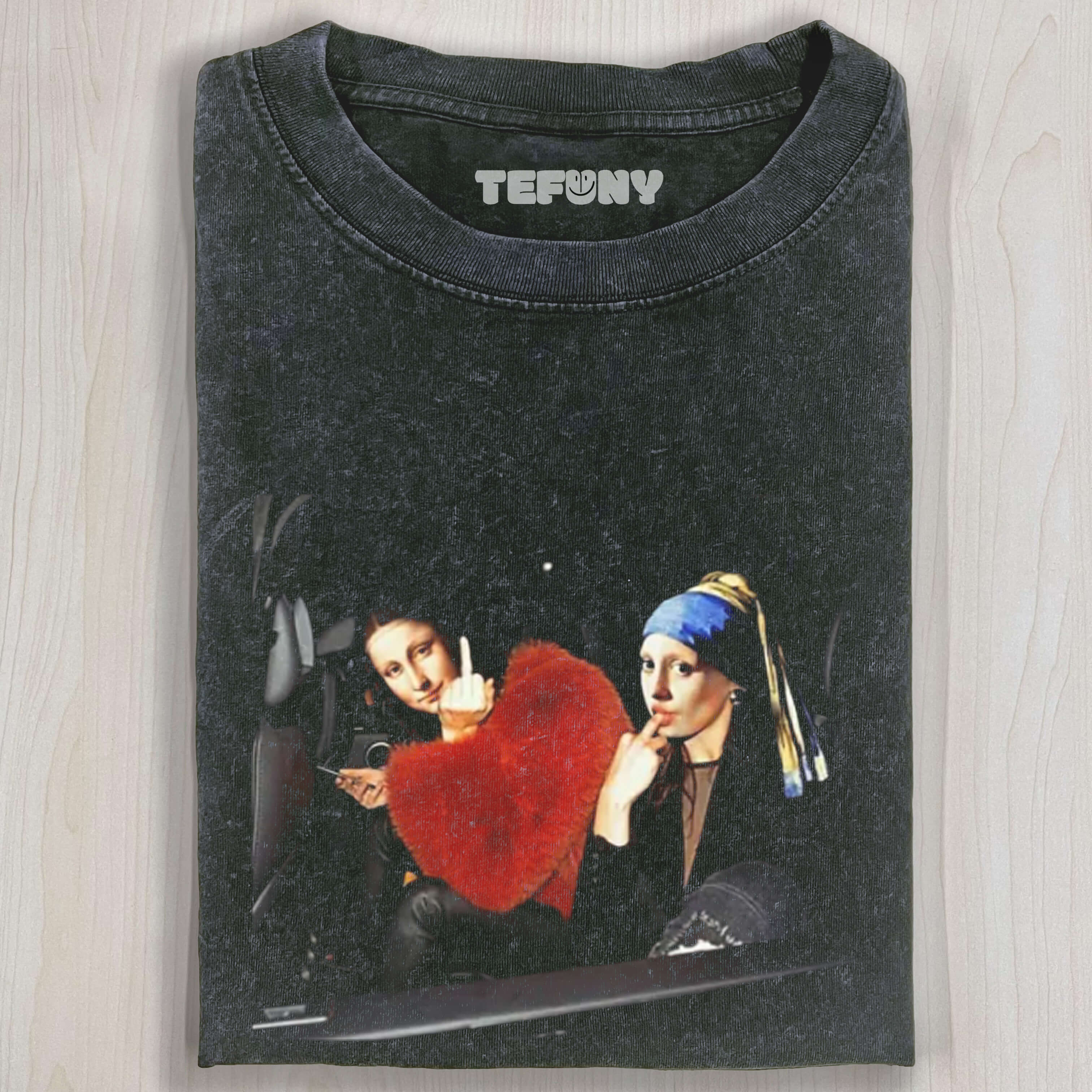 Mona & Pearl Night Out T-SHIRT