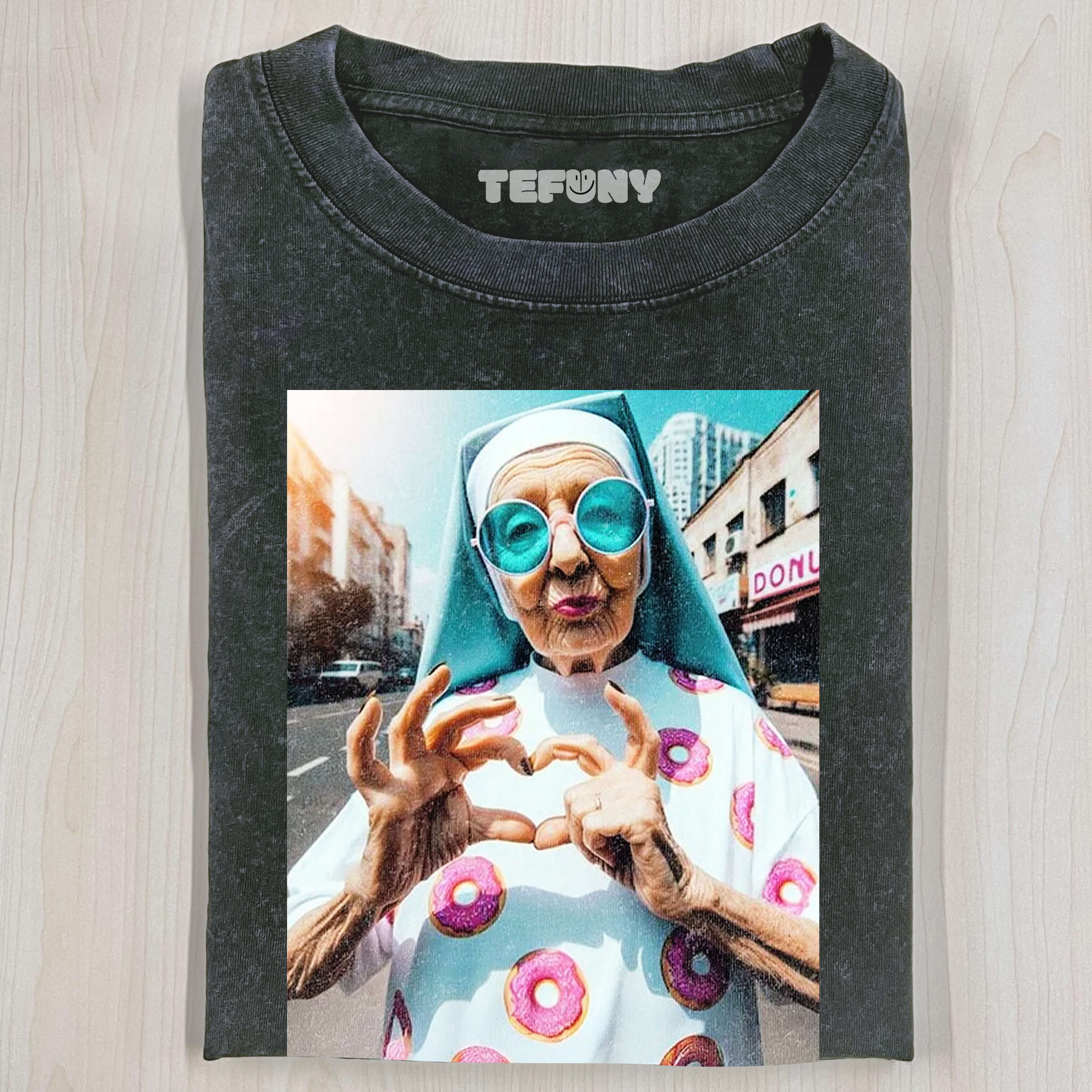 NUN T-SHIRT