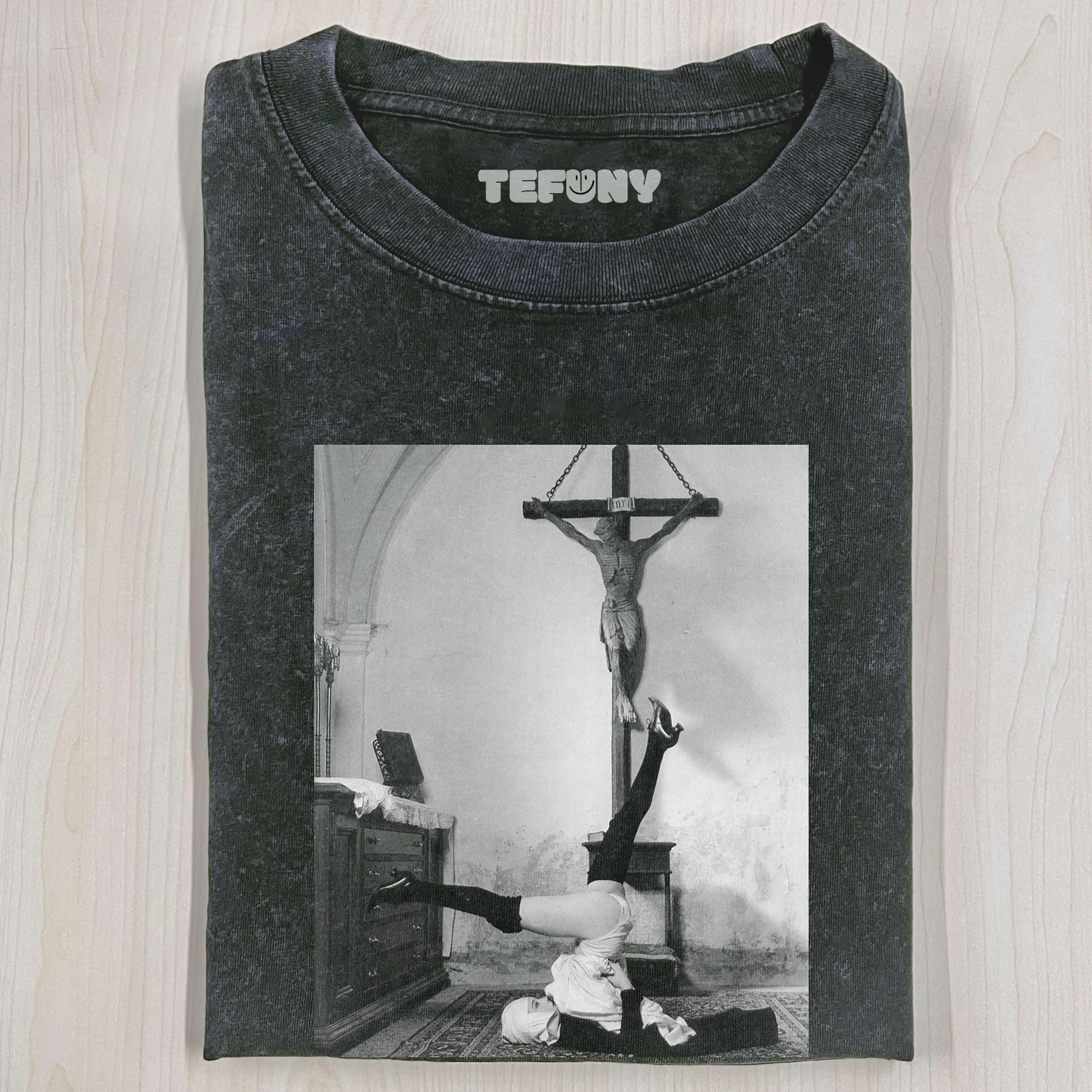NUN T-SHIRT V2
