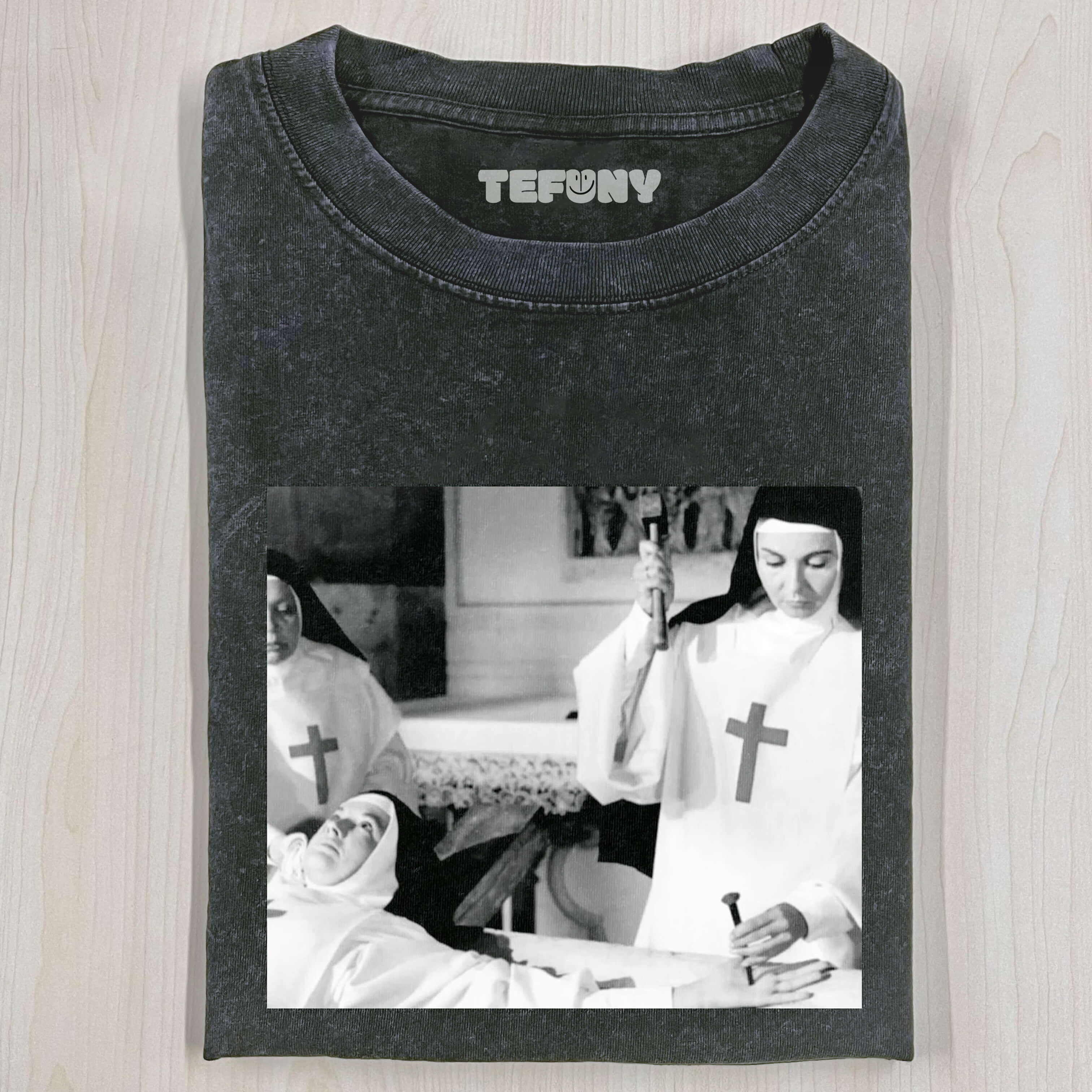 NUN T-SHIRT V3