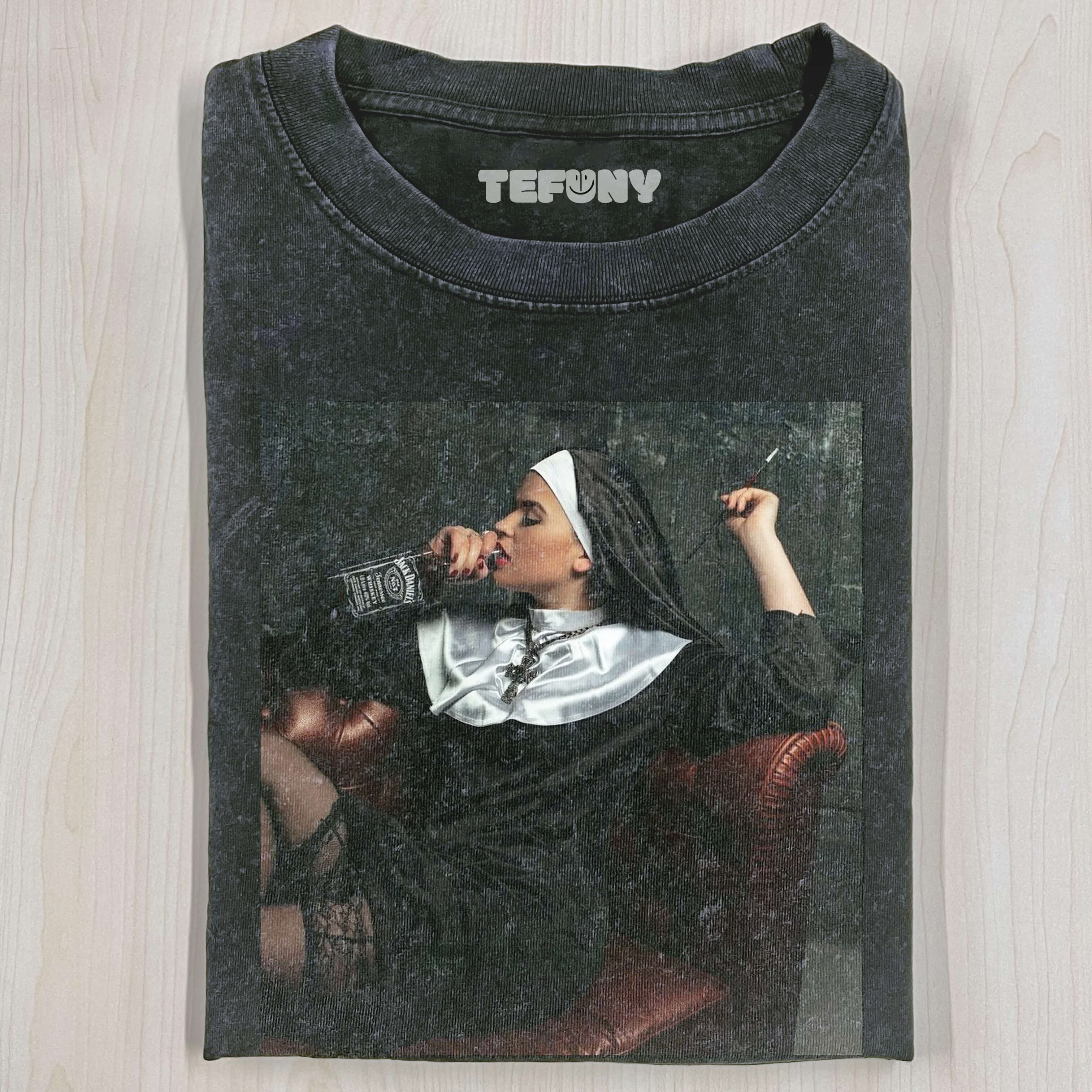 NUN T-SHIRT V7