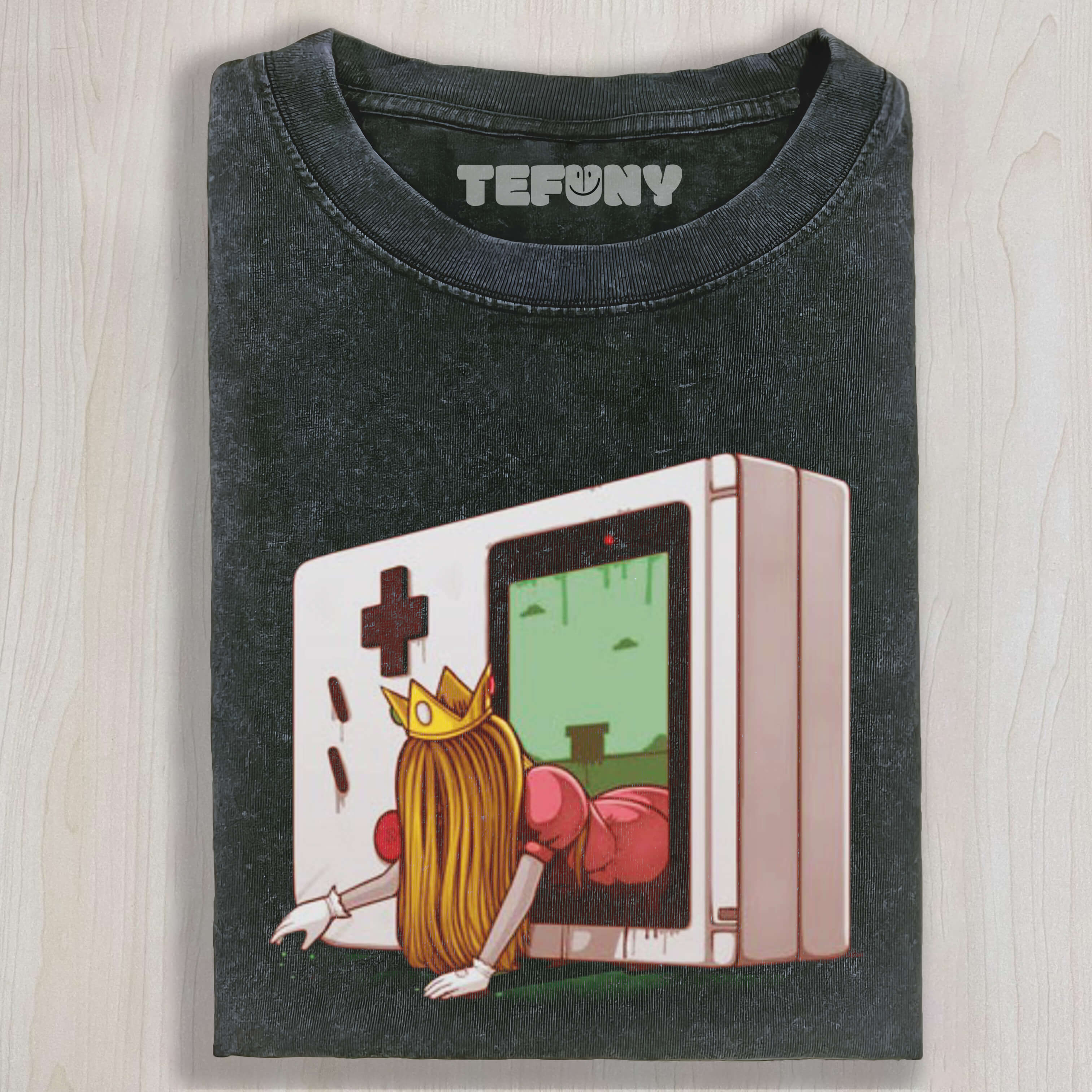 PRINCESS PEACH CLIMBED OUT OF THE GAME CONSOLE T-SHIRT & LONG SLEEVES & HOODIES