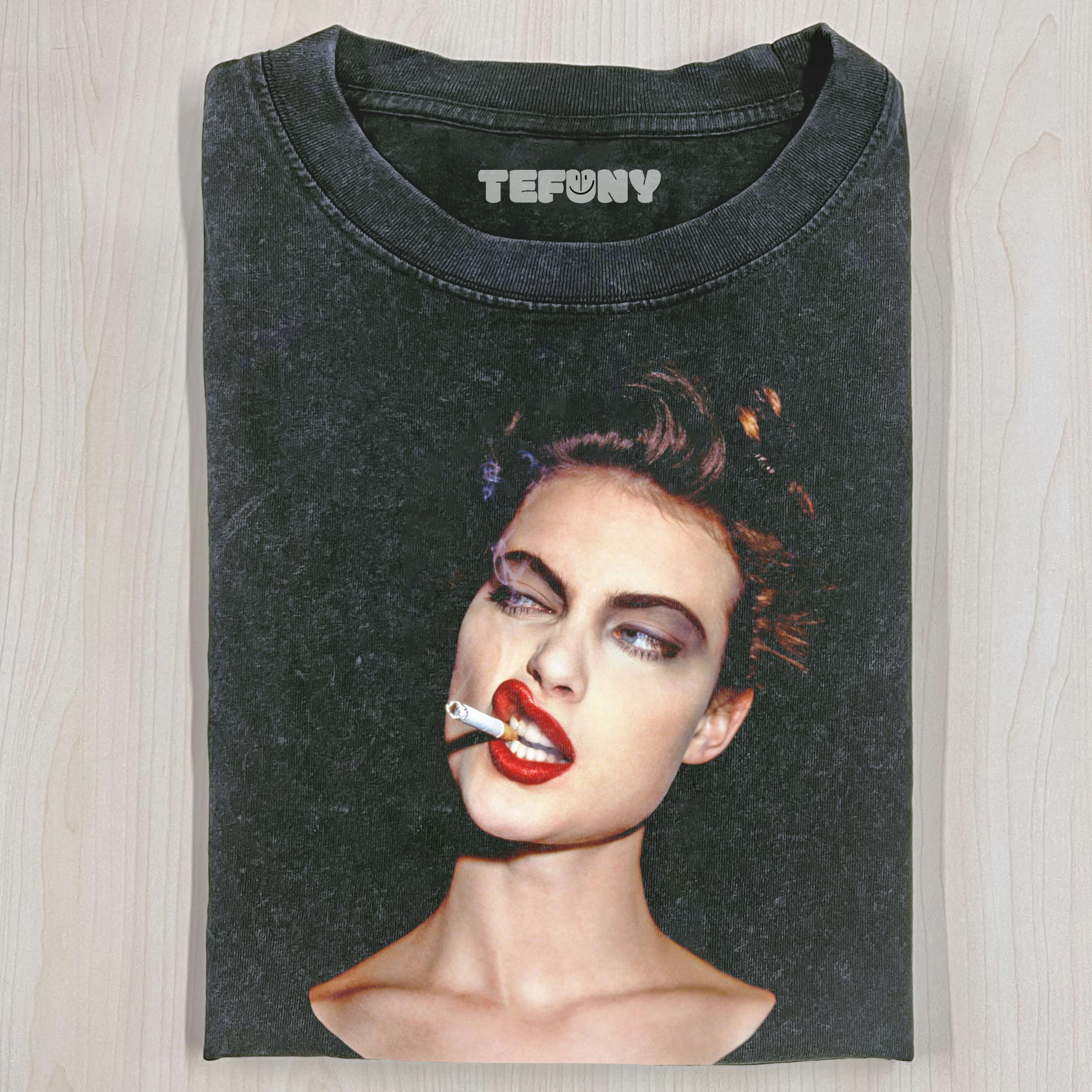 RETRO COOL SHALOM HARLOW SMOKING T-SHIRT