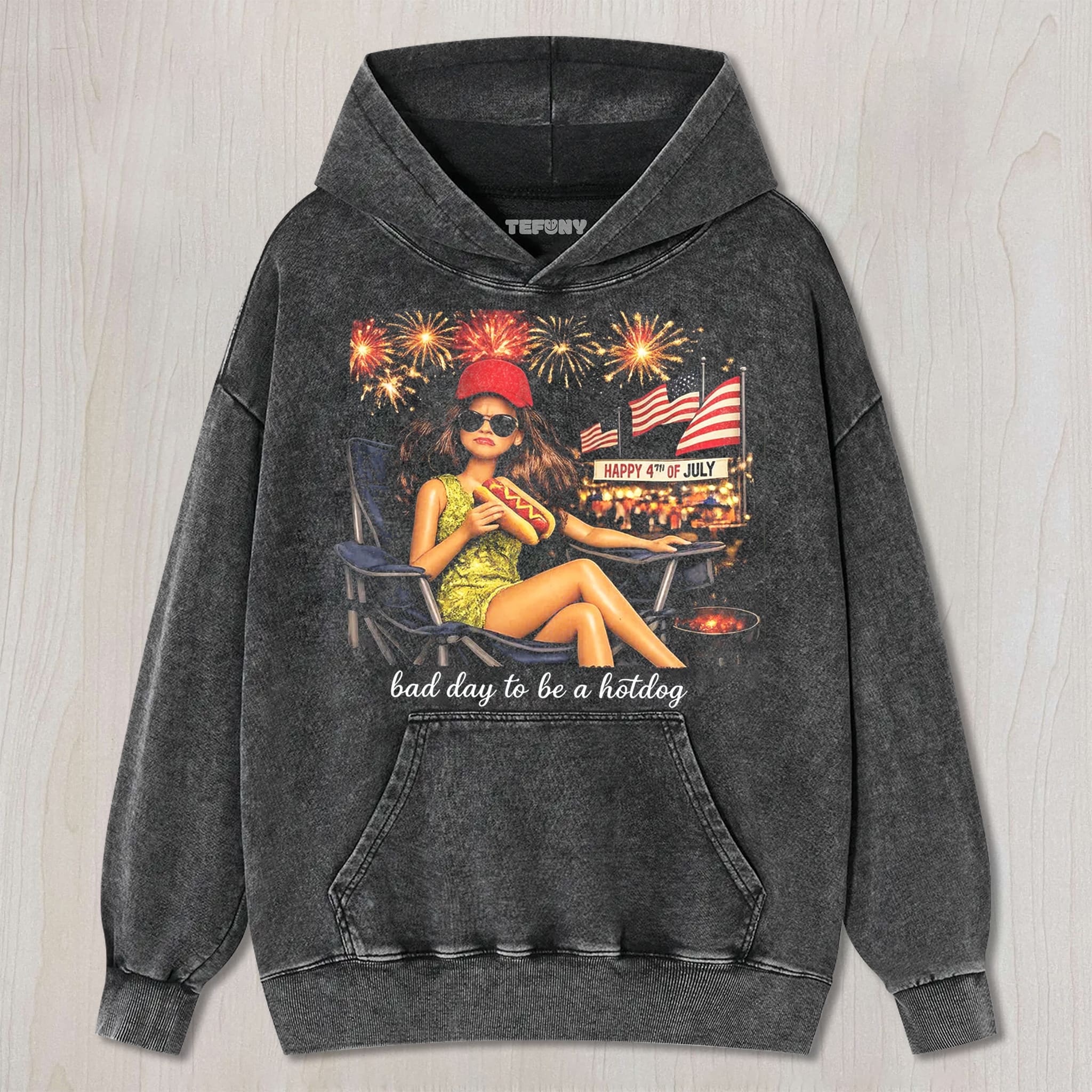 RETRO DOLL 4TH OF JULY V3 UNISEX TEE, TANK TOP, LAYERED LS, SWEATSHIRT & HOODIE
