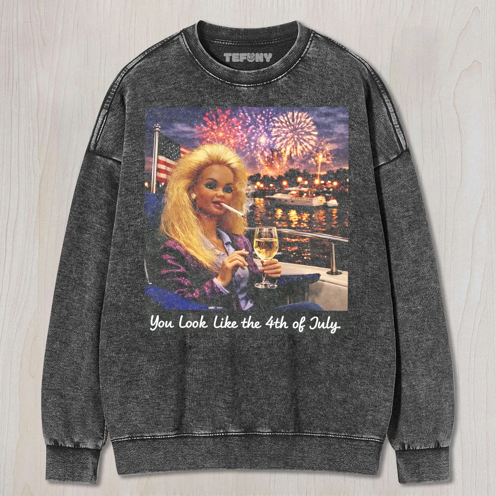 RETRO DOLL 4TH OF JULY V7 UNISEX TEE, TANK TOP, LAYERED LS, SWEATSHIRT & HOODIE