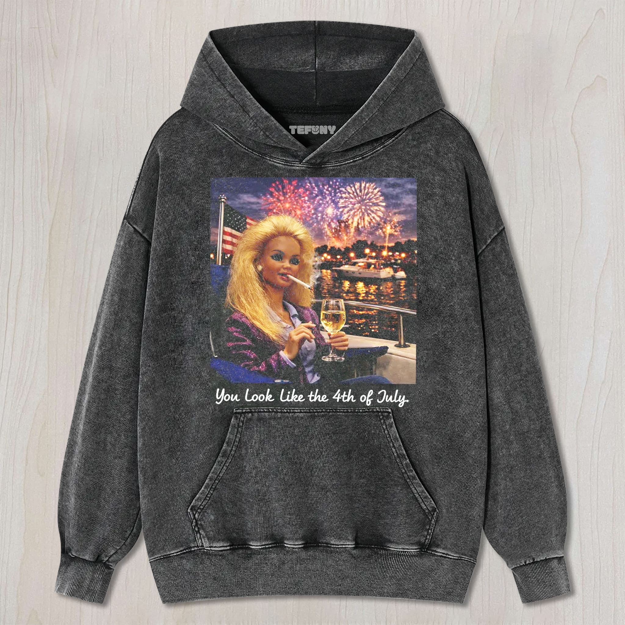 RETRO DOLL 4TH OF JULY V7 UNISEX TEE, TANK TOP, LAYERED LS, SWEATSHIRT & HOODIE