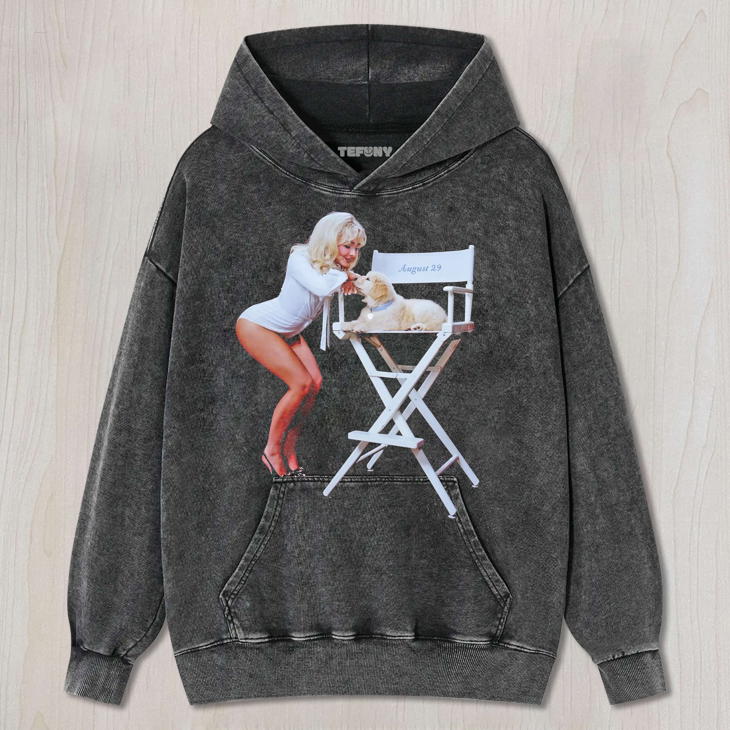 SABRINA CARPENTER-MAN'S BEST FRIEND T-SHIRT