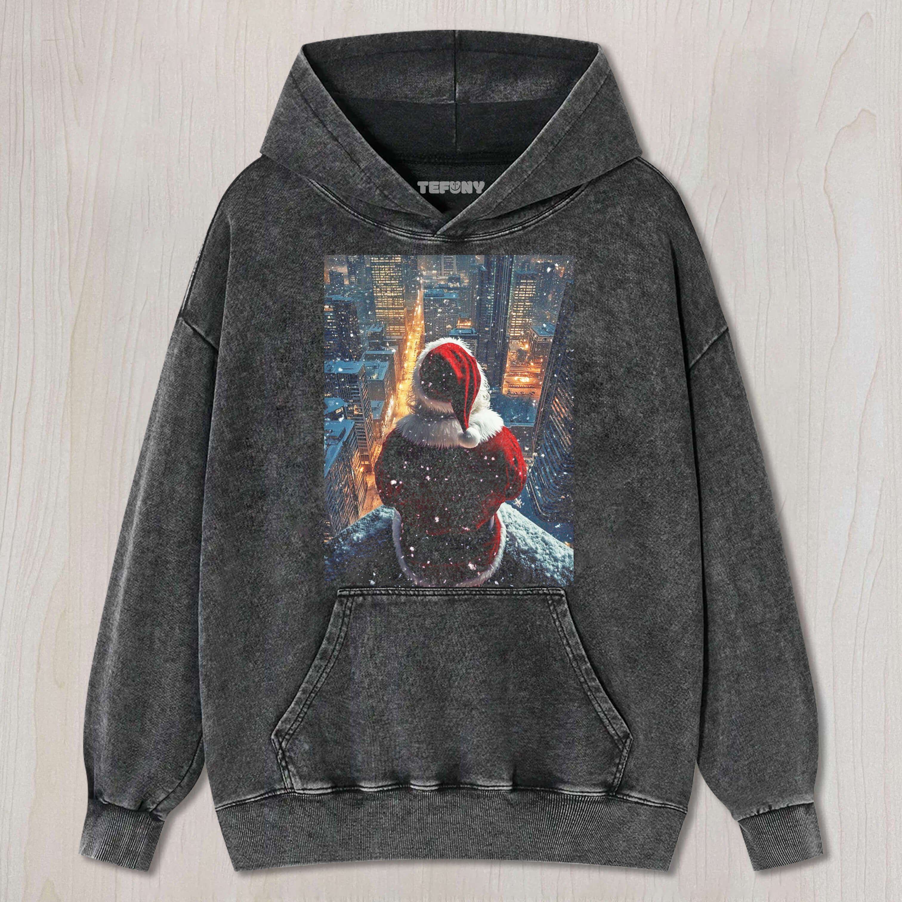 SANTA CLAUS FACES THE CITY TEE & SWEAT & HOOD