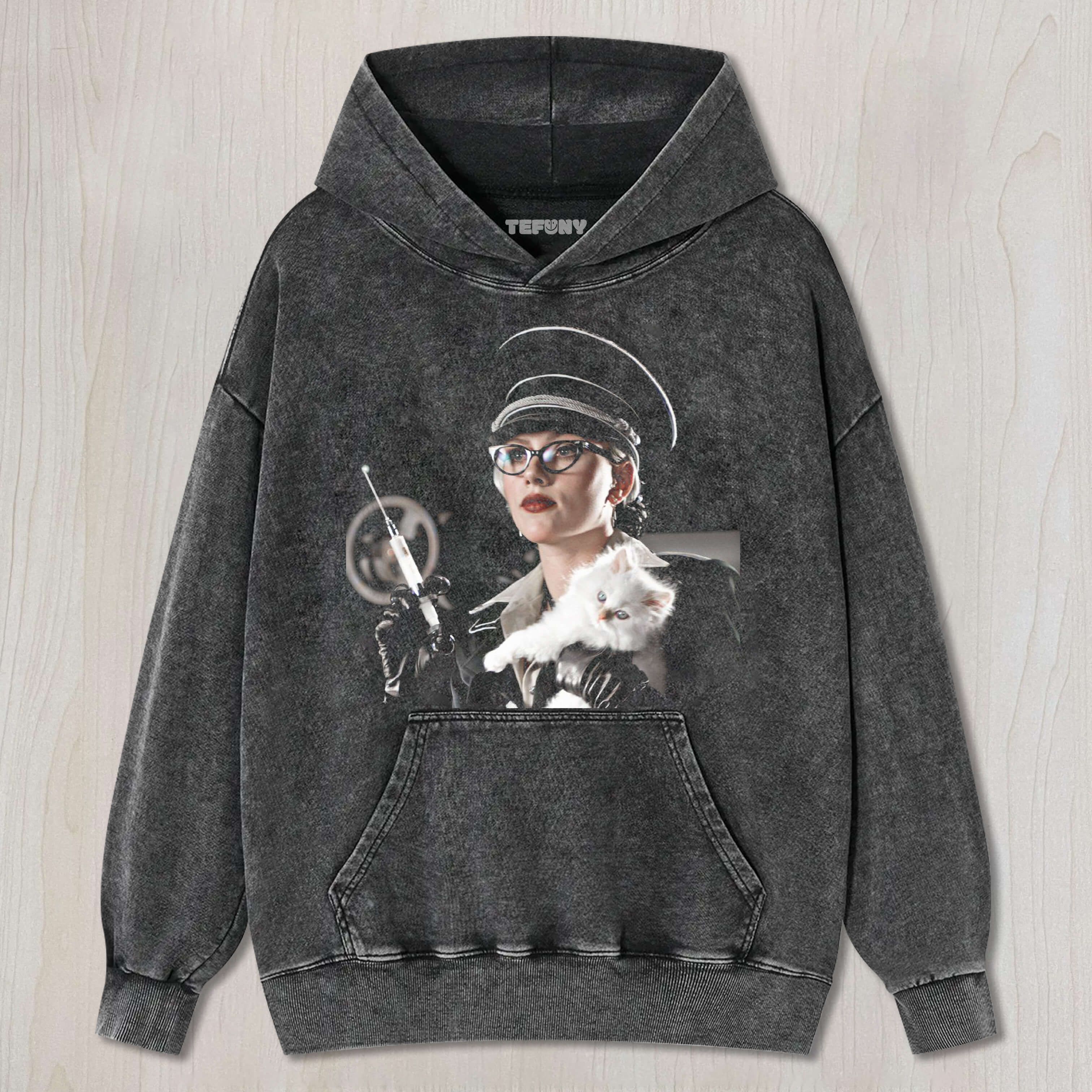 SCARLETT JOHANSSON HOLDING A CAT TEE & SWEAT & HOOD