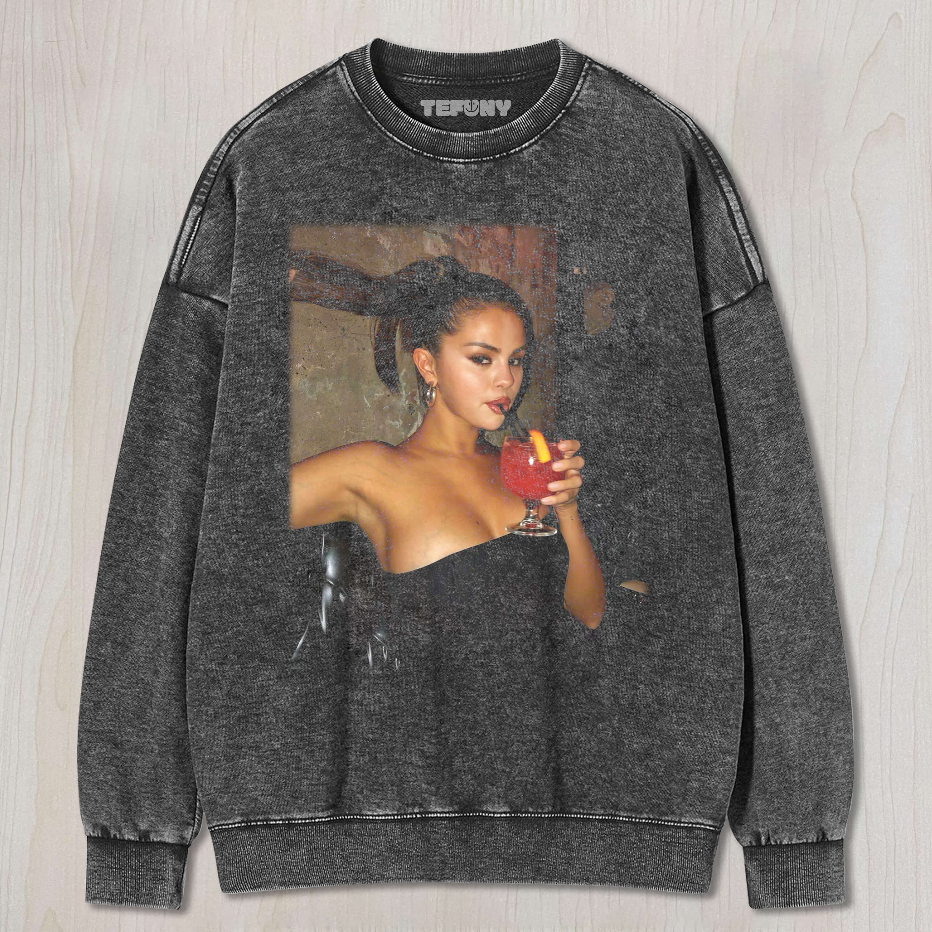 SELENA GOMEZ T-SHIRT