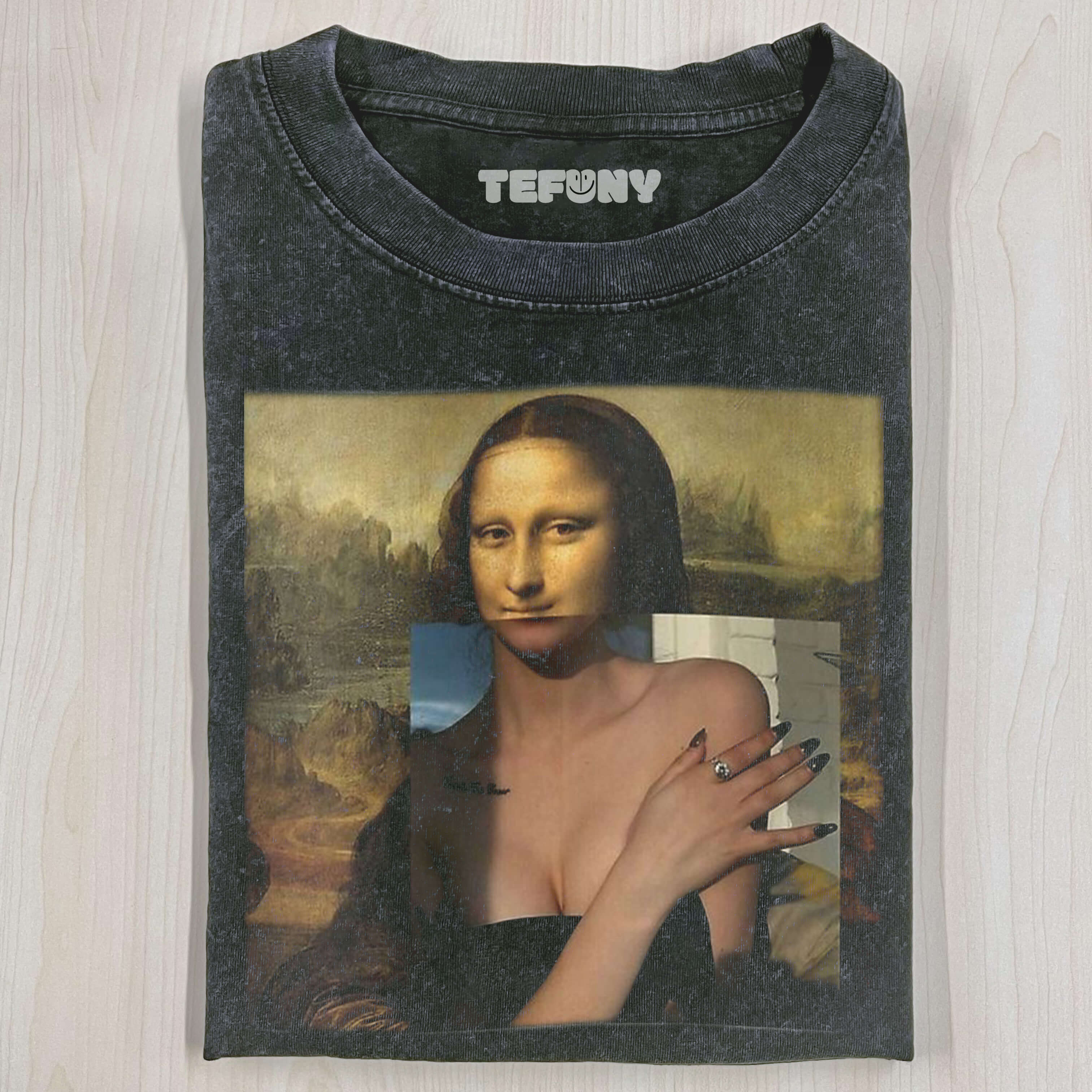 SEXY MONA LISA T-SHIRT